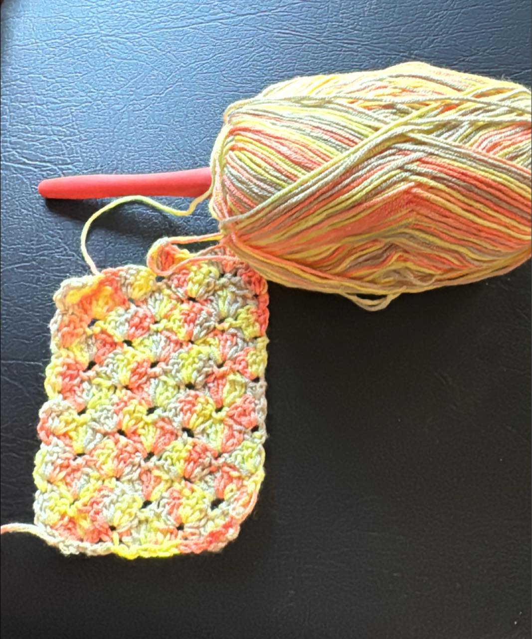 NEAT WOOL LETTERING STRIPE standard 48 What yarn and stitches for 