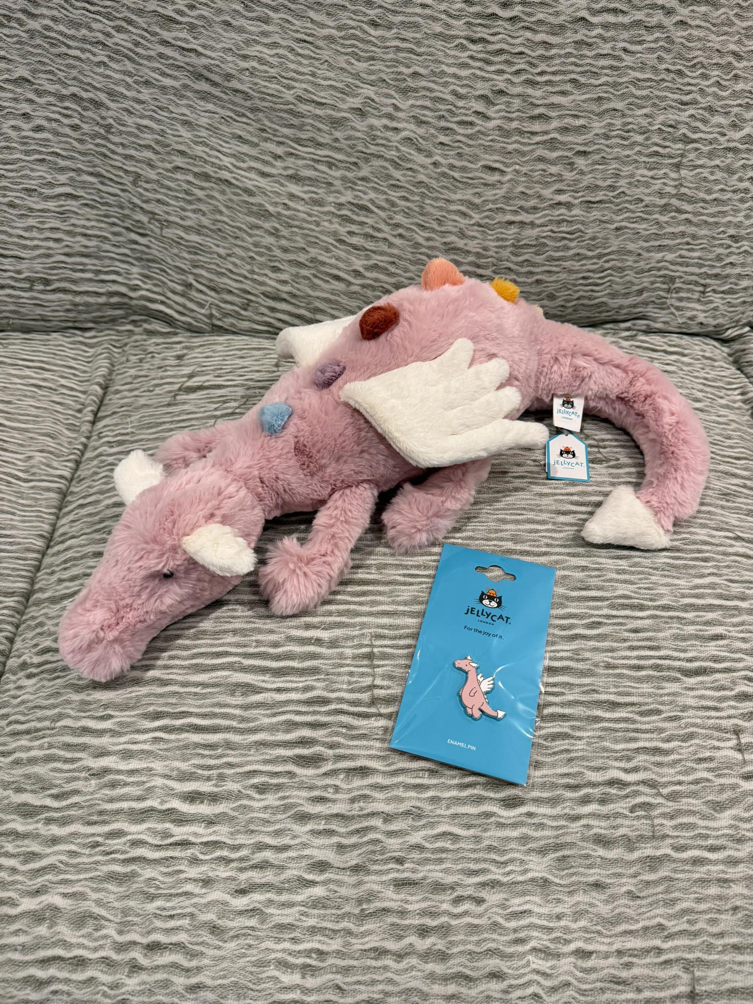 Jellycat 會員Ruby Cruiser 限定duskrise dragon large size連pin 美牌 