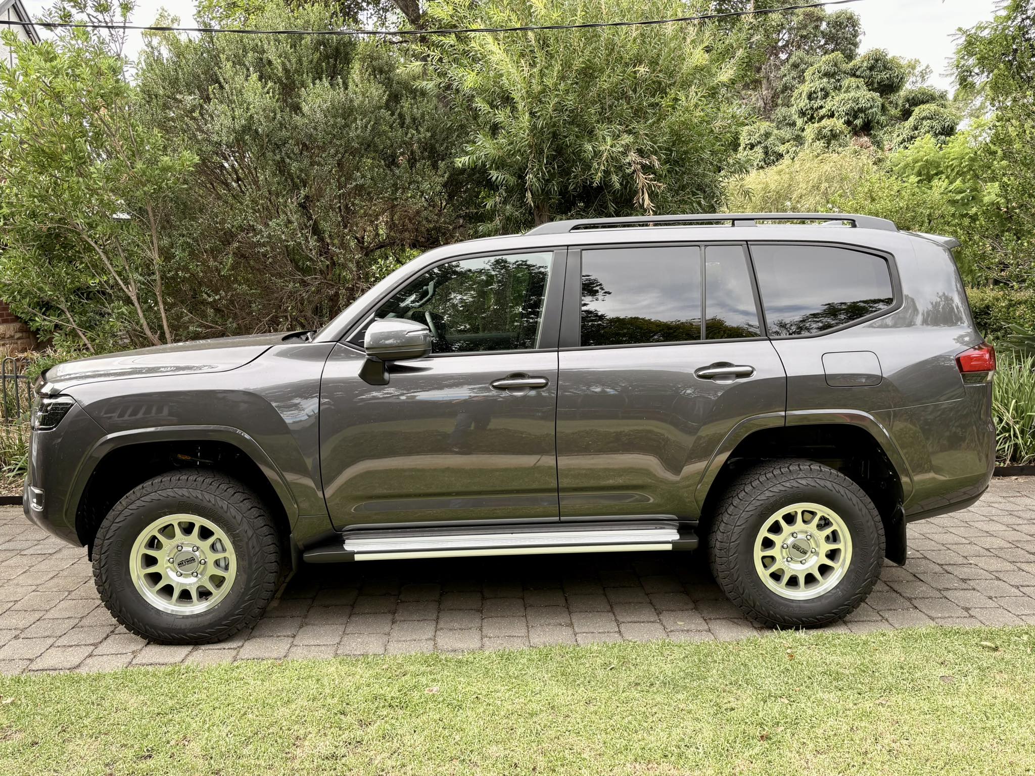 Landcruiser suspension before and after modification