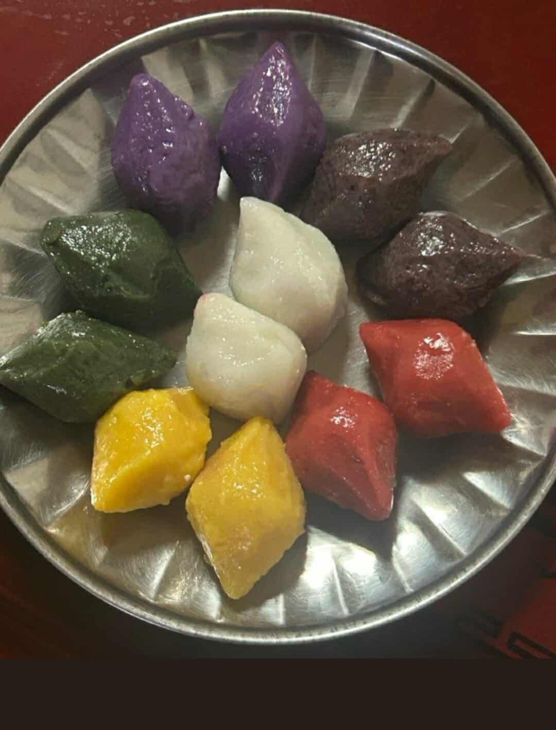 Creating traditional Korean songpyeon with air-dry clay for Chuseok