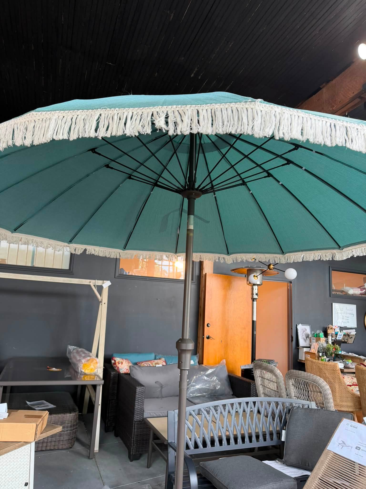 hampton bay aluminum patio umbrella push-button tilt 10x7 ft Rectangular Double Top Market toned market umbrella combines a tailored look with classic coastal style Setting Up a Hampton Bay