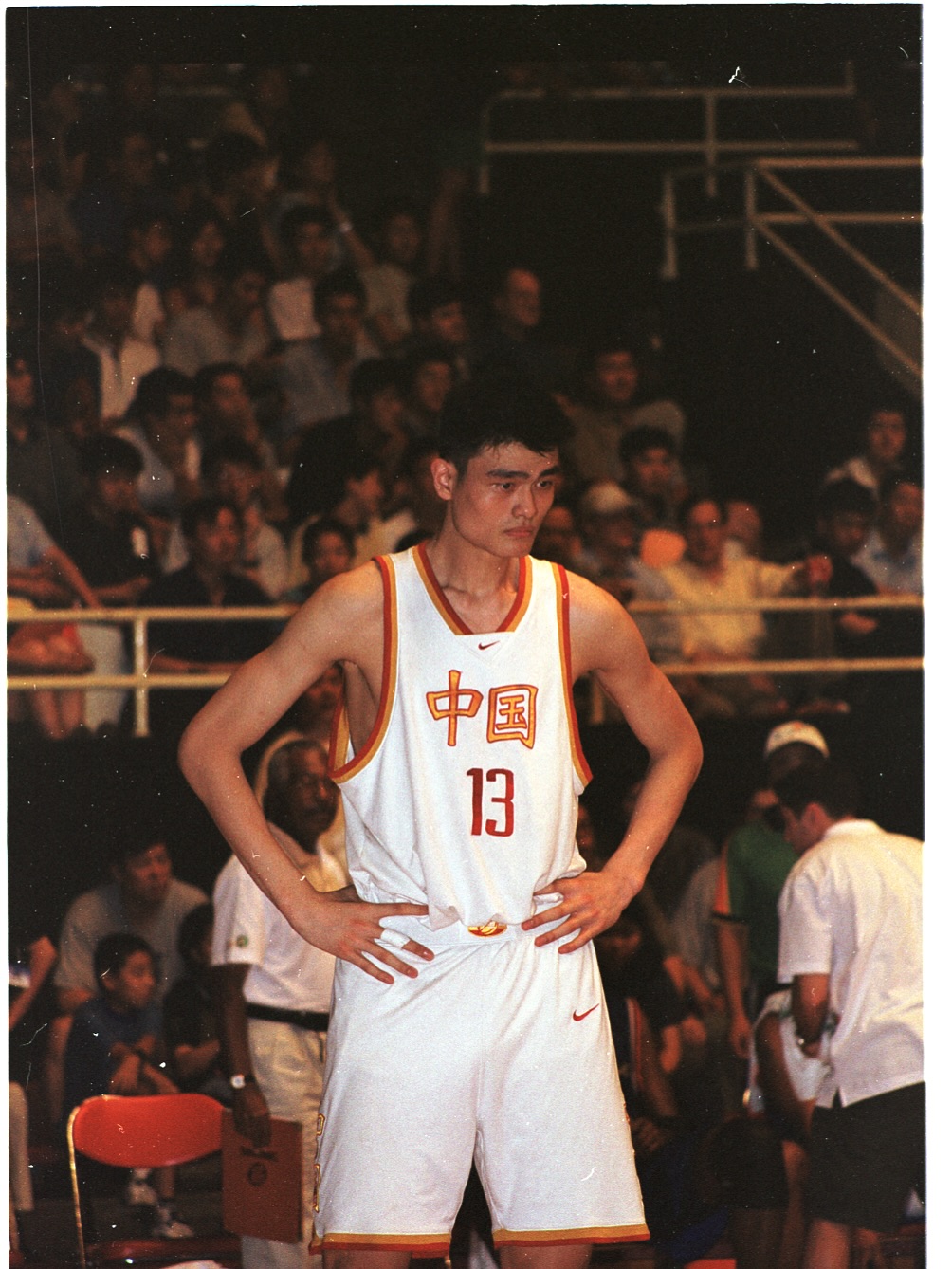 姚明 Yao Ming's career in the NBA paved the way for basketball to