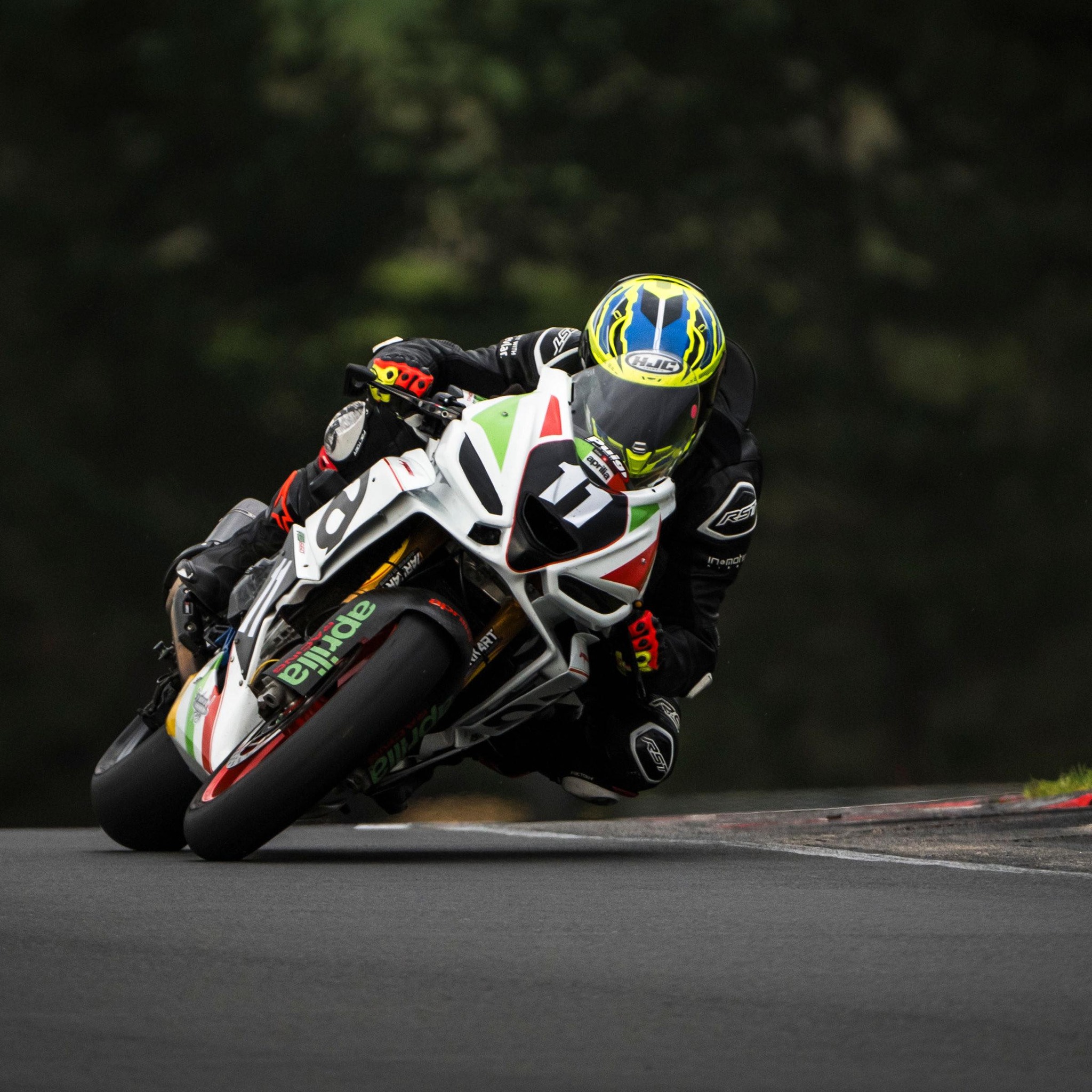 Yamaha YZF-R9 | Hi, Anyone have a link for r9 service manual with all ...