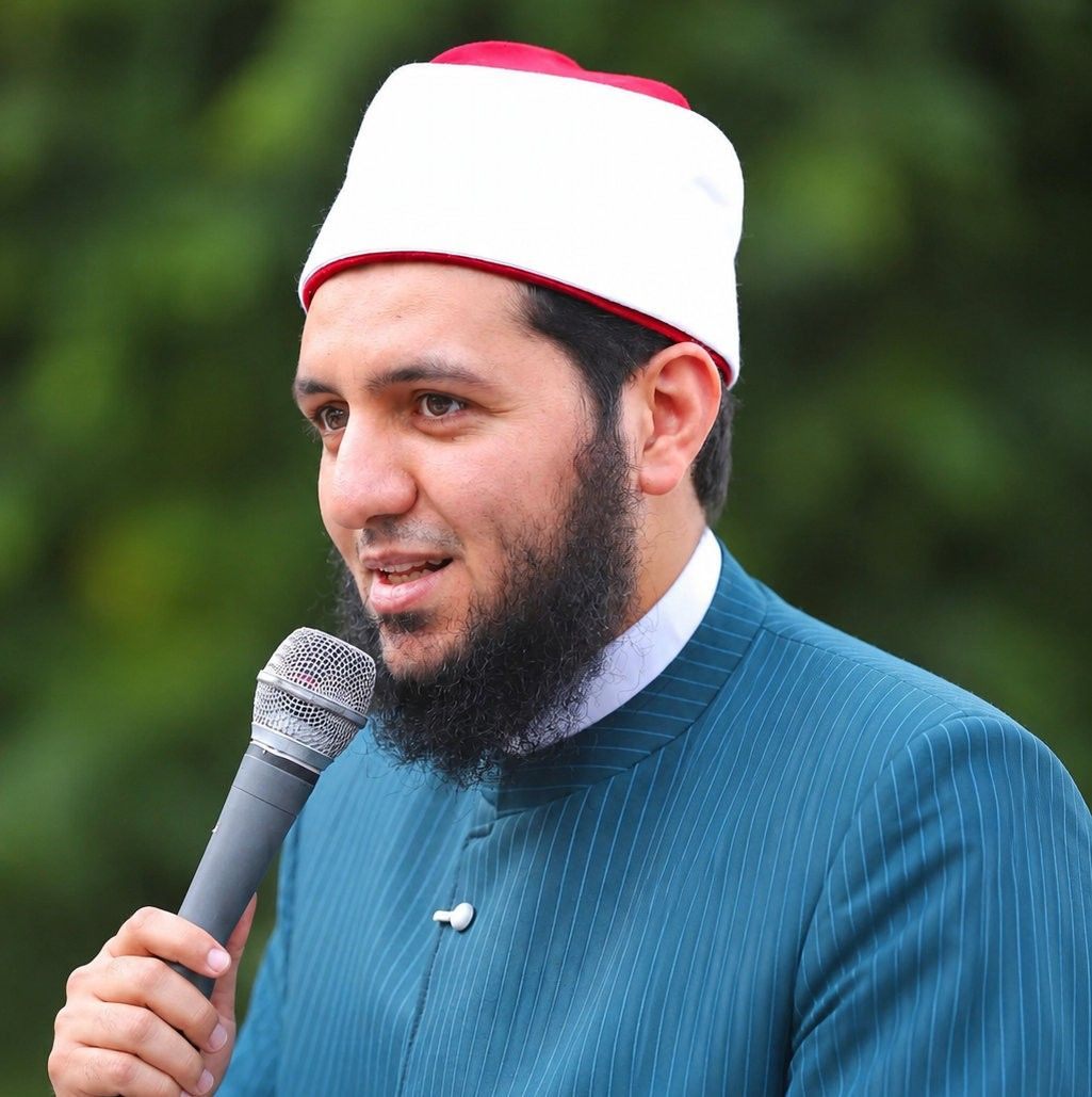 يوسف صالحين - عريس معاده بكرة عادي لقيته بيرن عليا حالا... | Facebook