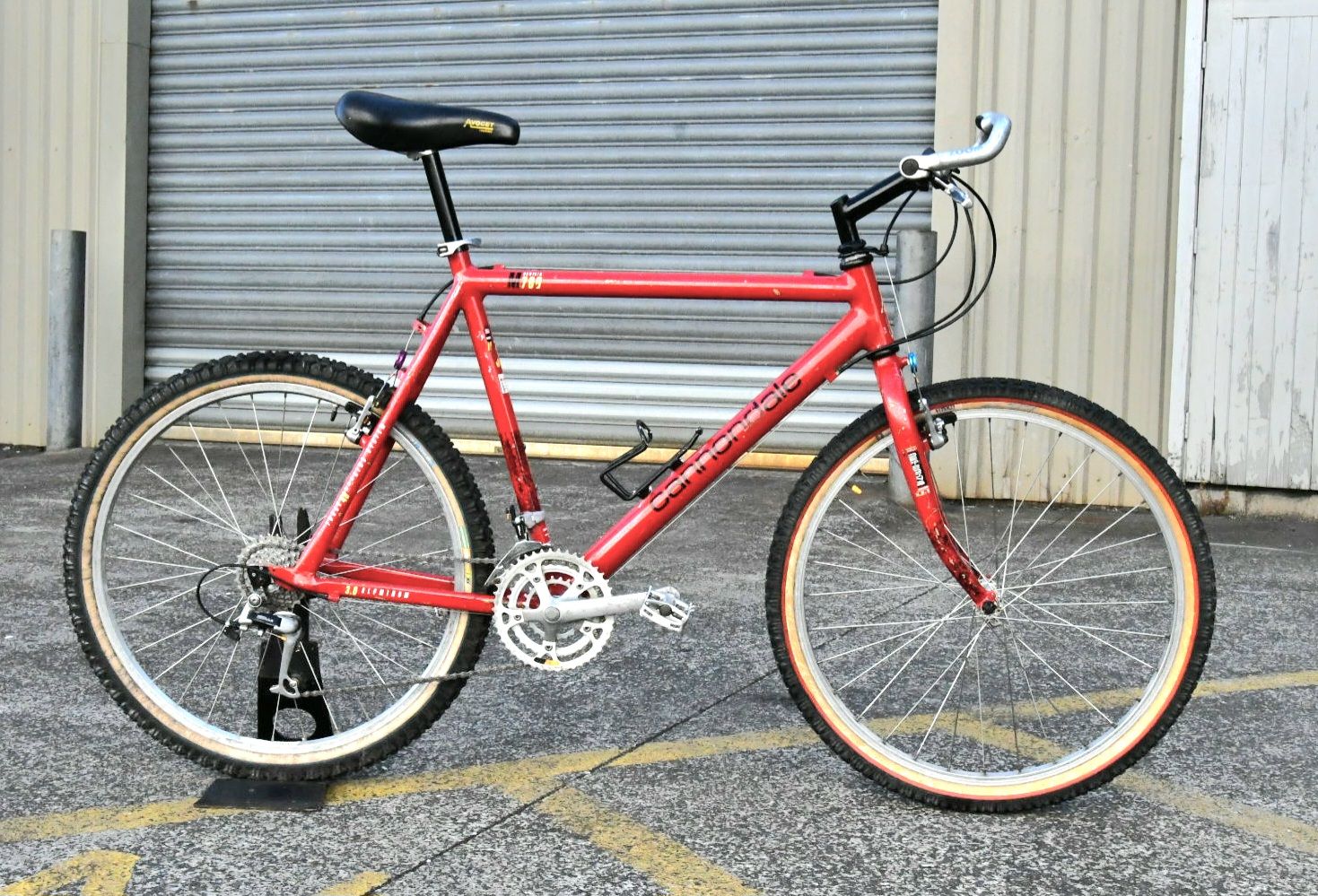 Restoring a 1988 Cannondale SM1000 bicycle