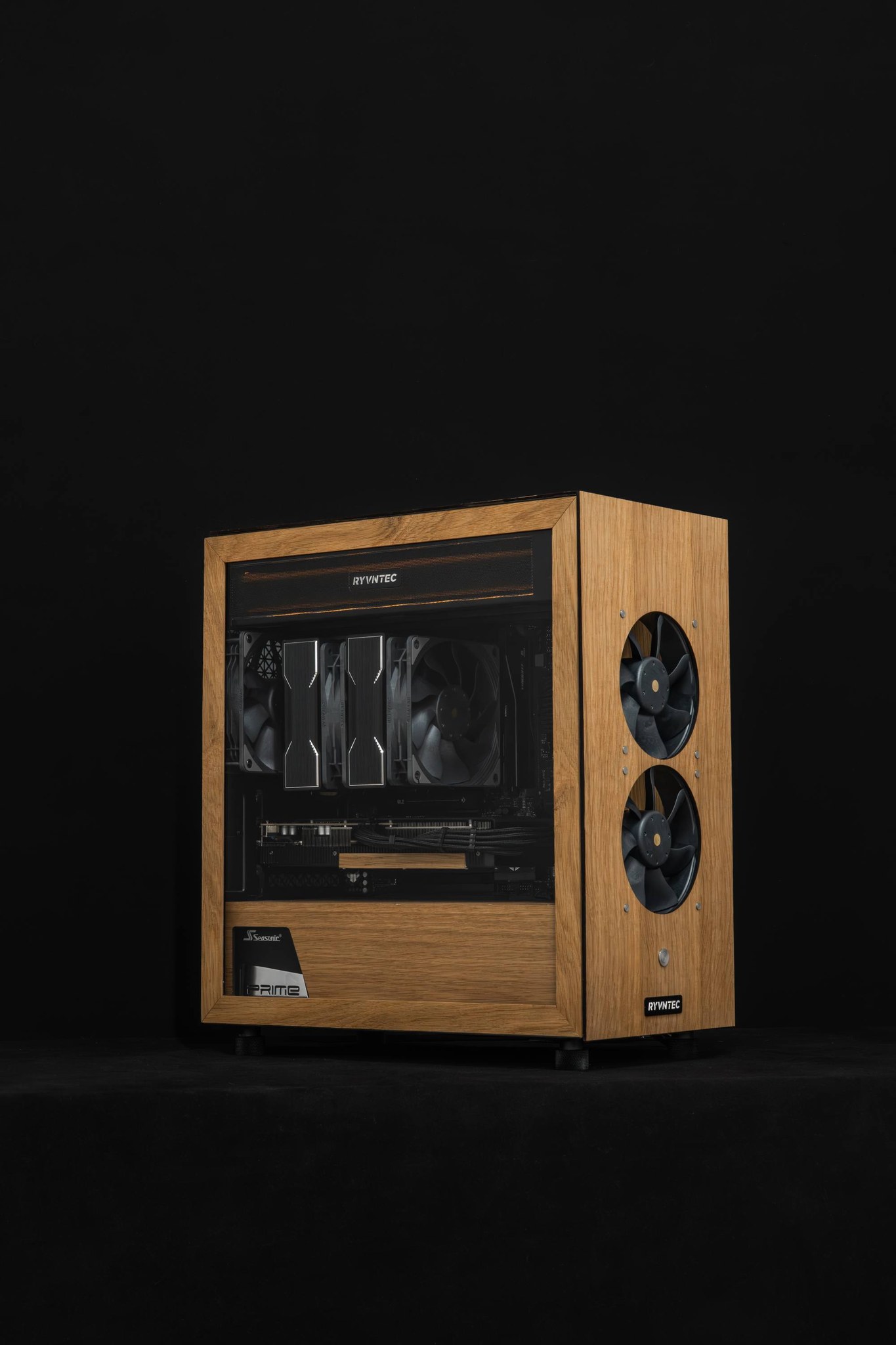 Collaboration built with Ryvntec It was a bit tricky to find a
