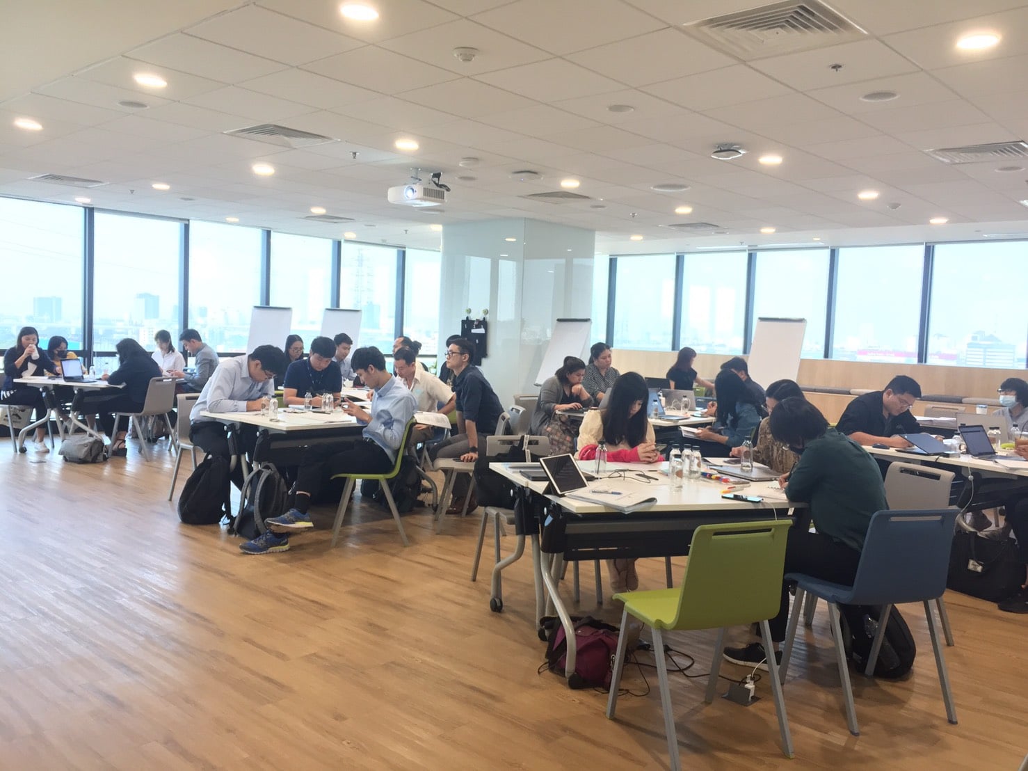 เก็บภาพบรรยากาศการจัดอบรมแบบ... - Software Park Thailand