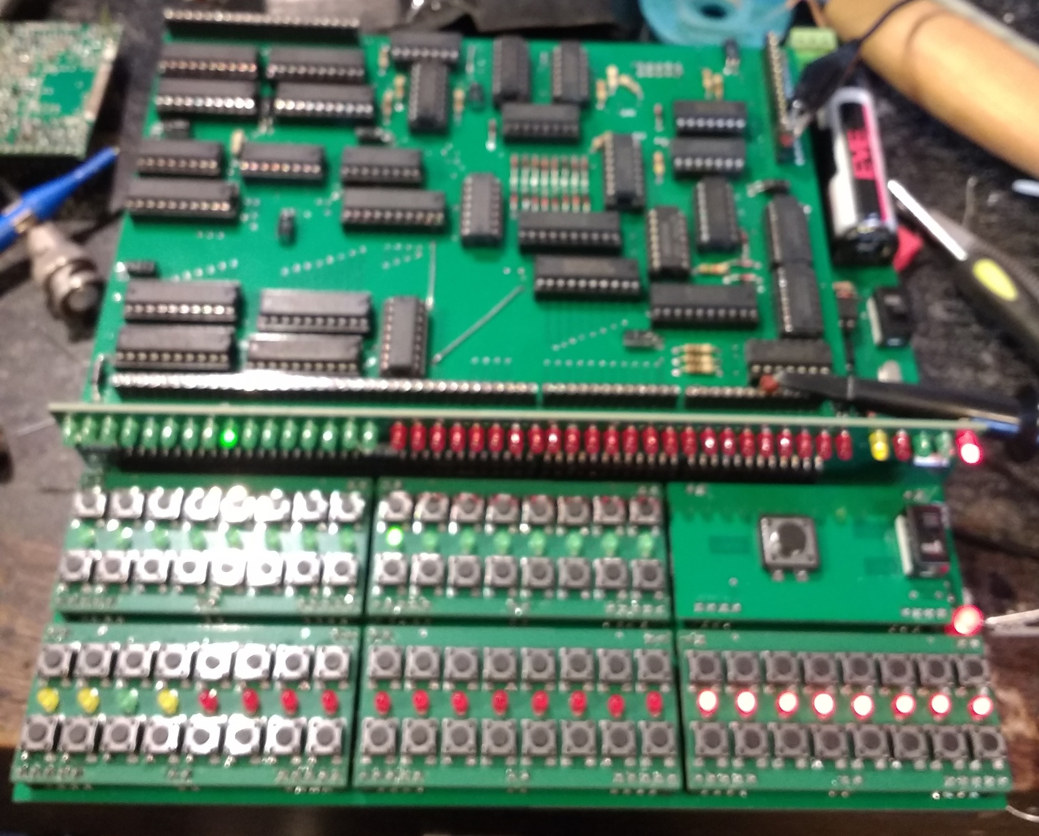244 CPU build progress with functional bus signals and instructions