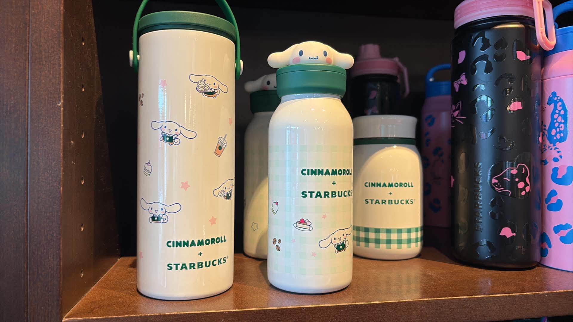 Cinnamoroll available at Starbucks Philippines and Bearista in