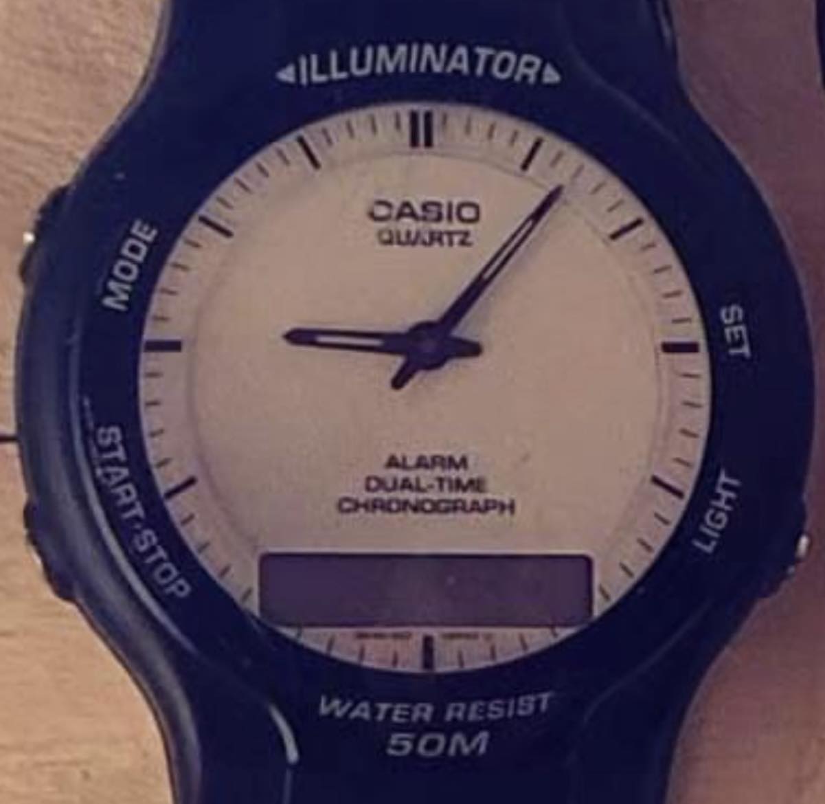 Casio Quattro Graph 🟠. 90's CASIO TIME LA 越MON PM ل DUAL おの ON