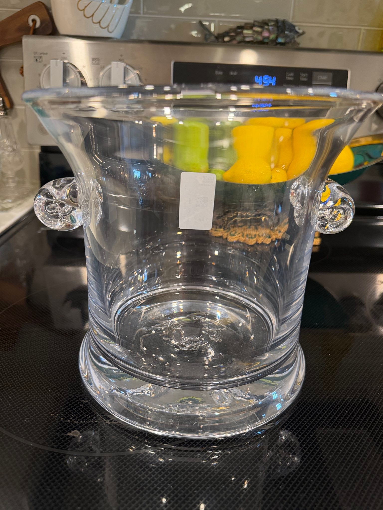 Does anyone have the large Peter Max ice bucket?
