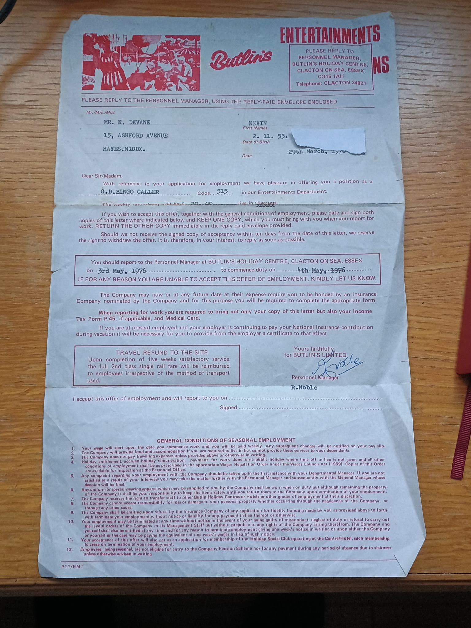 1976 contract £3.50 more than 1975 😂 | Facebook