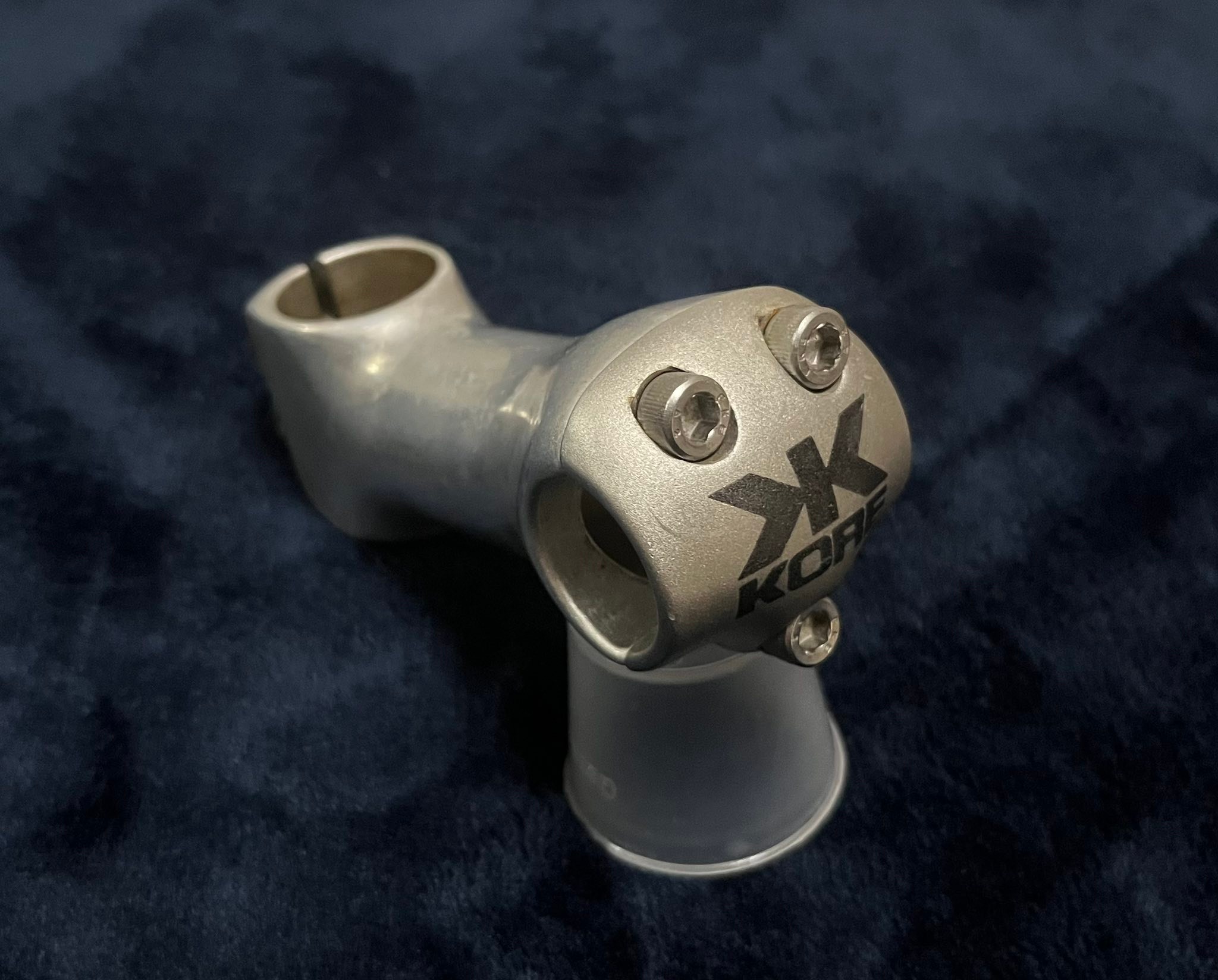 Where to find a black Kore Elite stem for Headshok 1.56