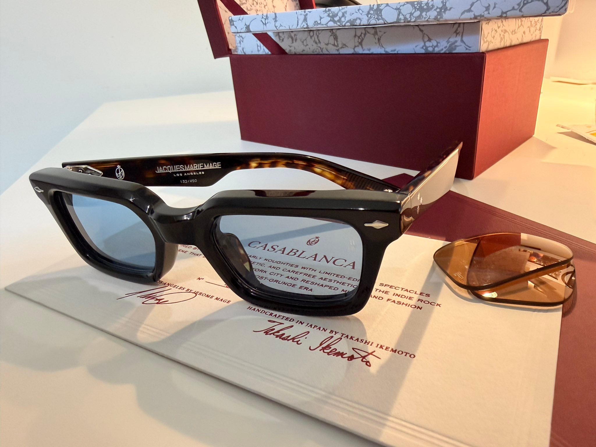 Found Casablanca Noir at Wiston Optique and swapped lenses for JMM 