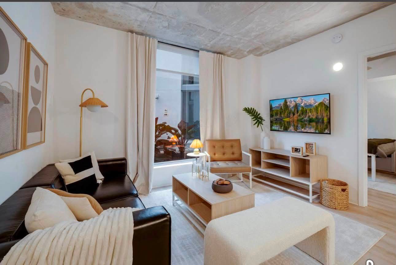 VOX Miami sublet opportunity: 1 bedroom in 2 bed/2 bath apartment