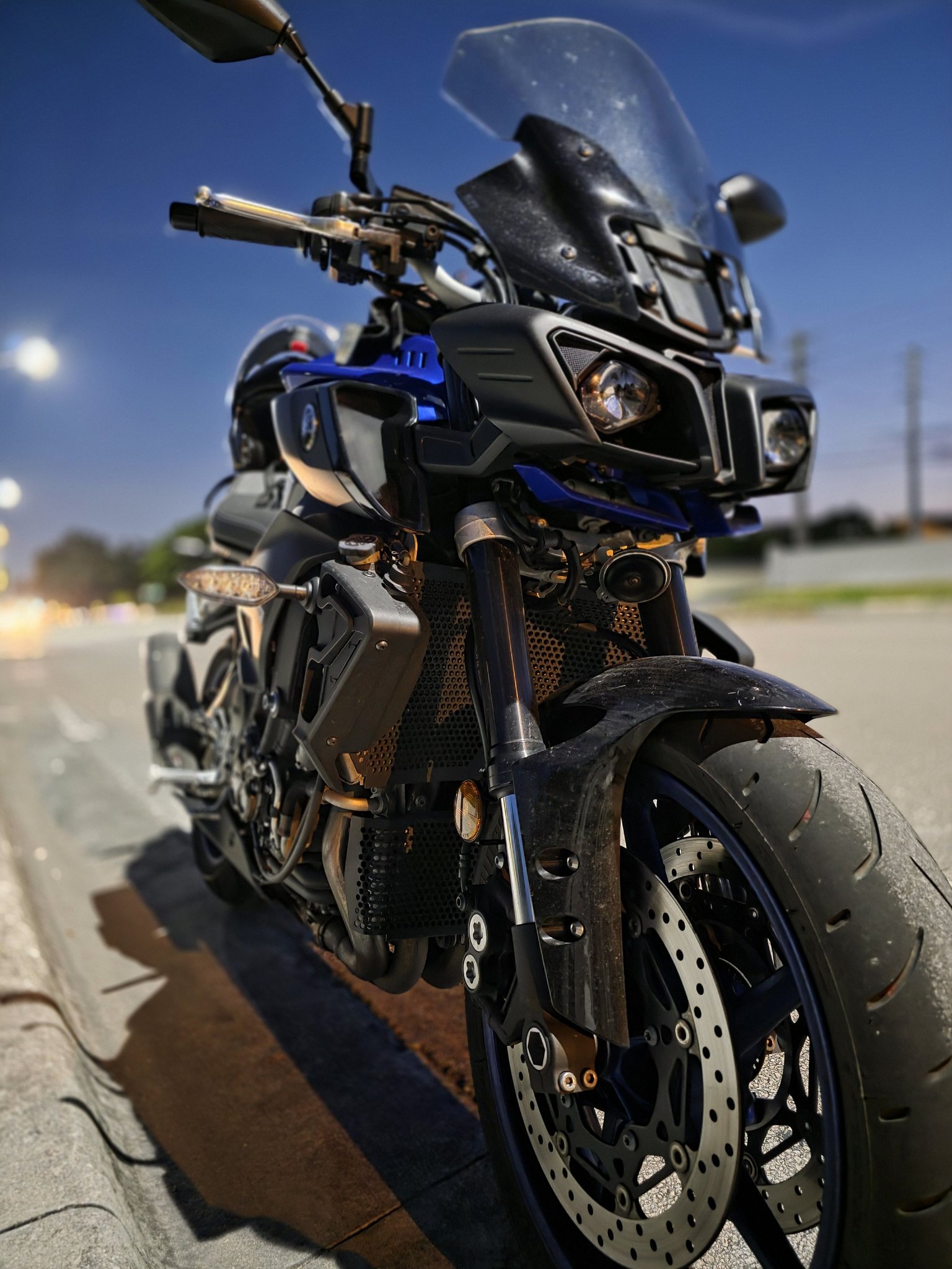 Hi, I have a Yamaha MT10 Gen2, but I want to buy a ZX10 R. What do