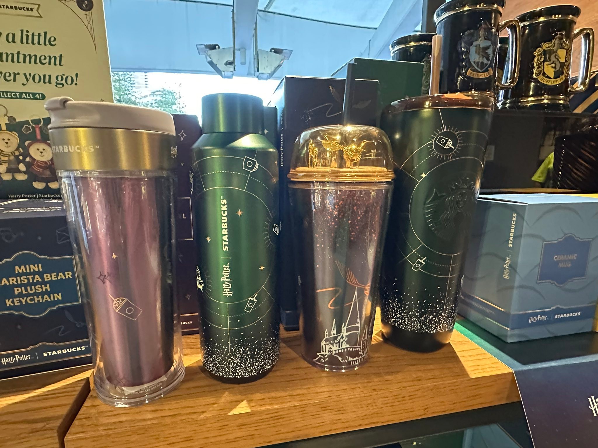 オーストラリアのスタバはハリーポッターグッズ販売中?