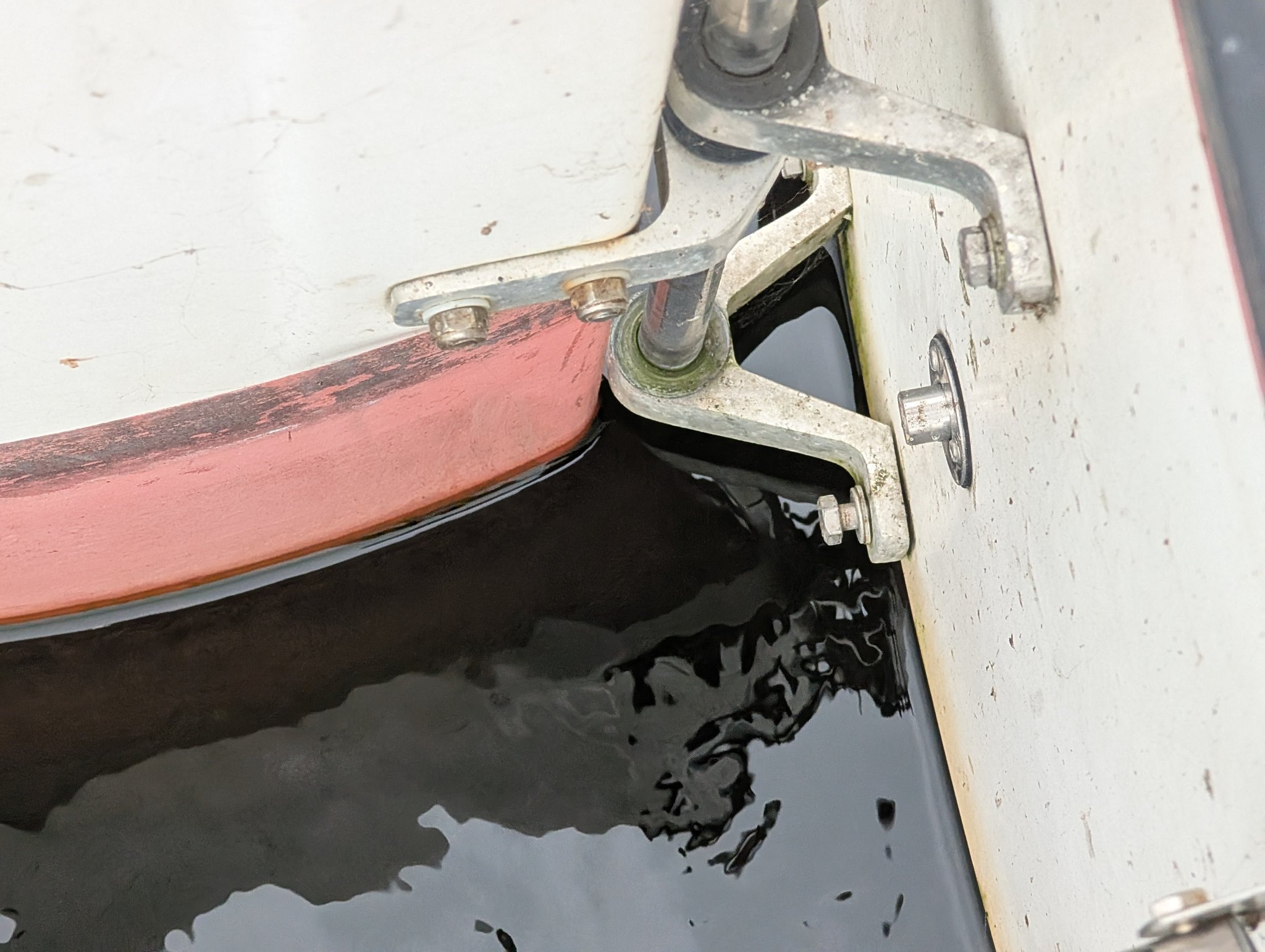 ETAP Yacht owners | I have a 23 and the lower bolt for the rudder is ...