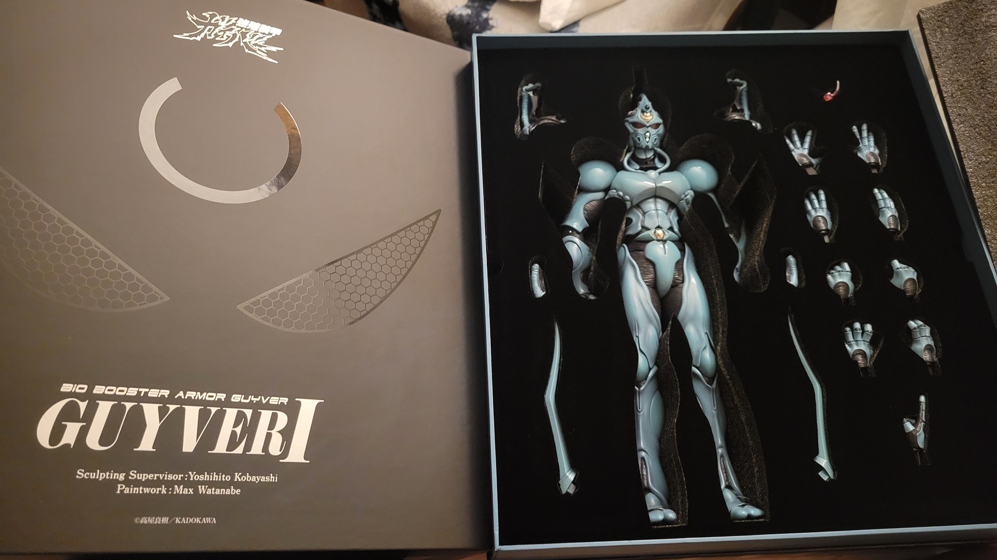 For sale: 1/6 scale Official Guyver figures, brand new and