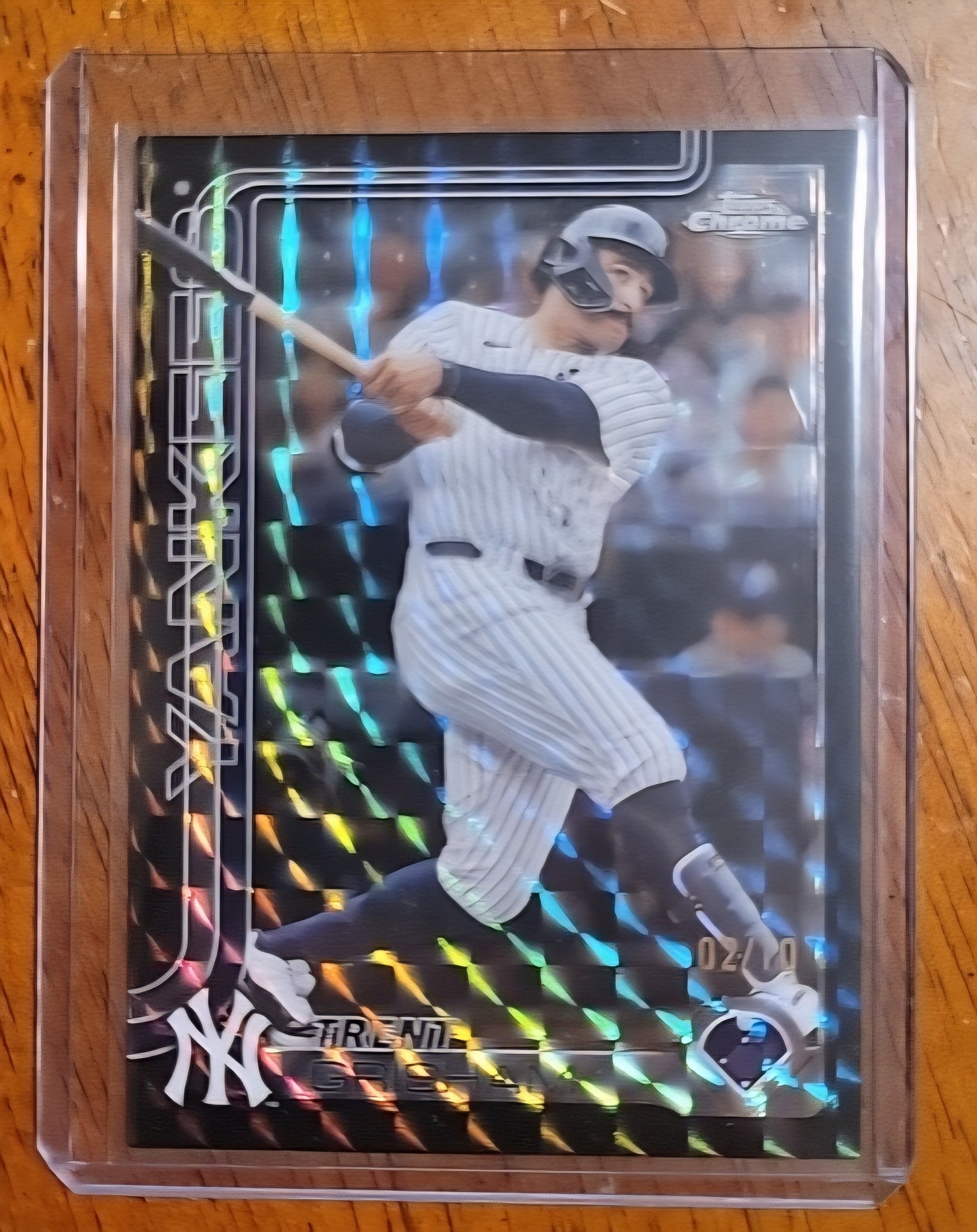 Refractor card identification help needed