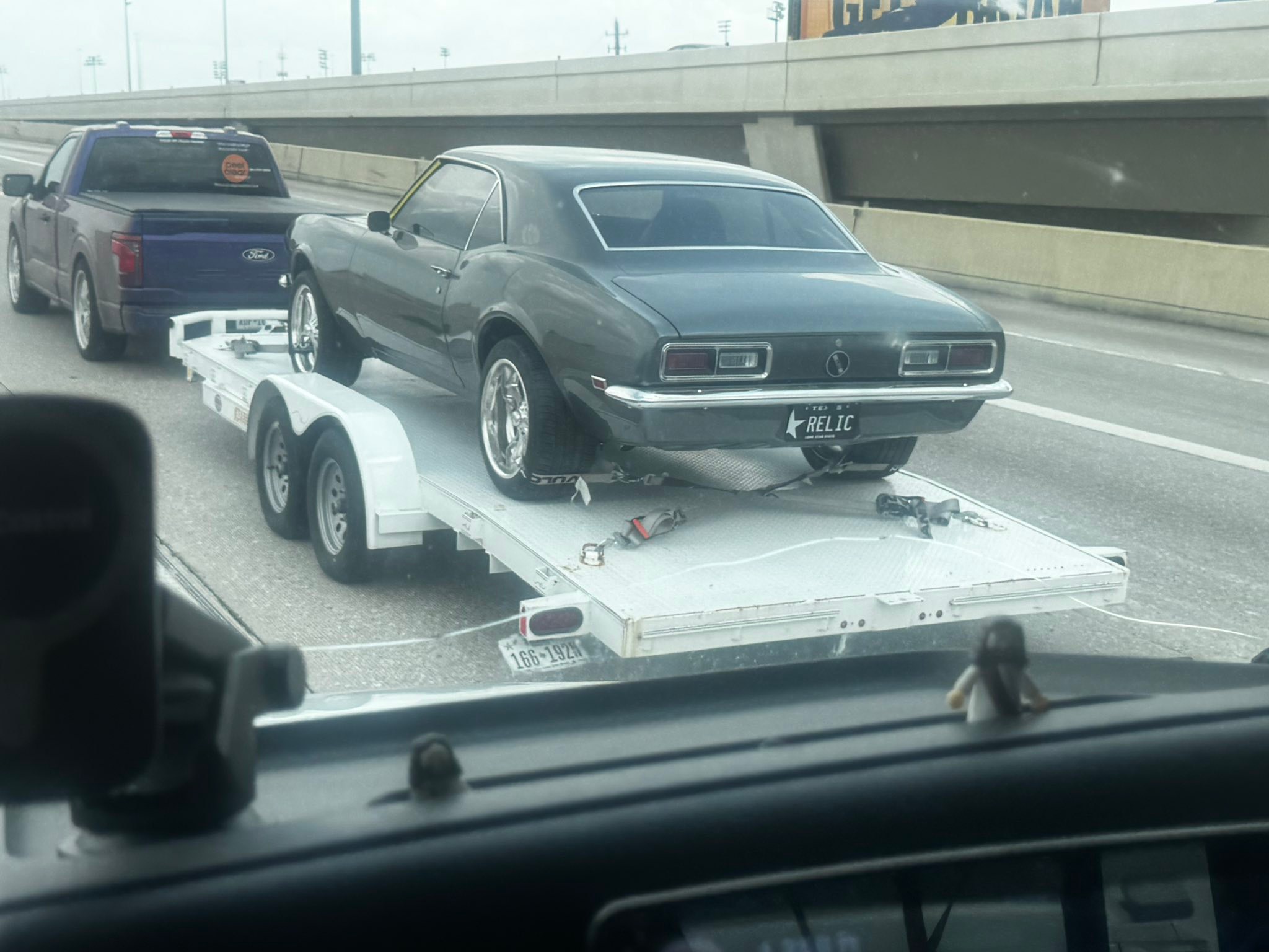 Spotted at 610 and 290 good-looking RIDE
