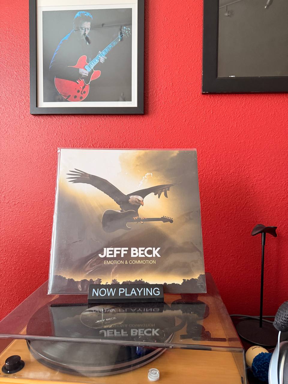 Jeff Beck's Emotion and Commotion album review