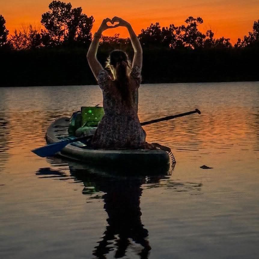 Amberly Martin - I ️ Horseshoe Bend, AR -sunset on... | Facebook