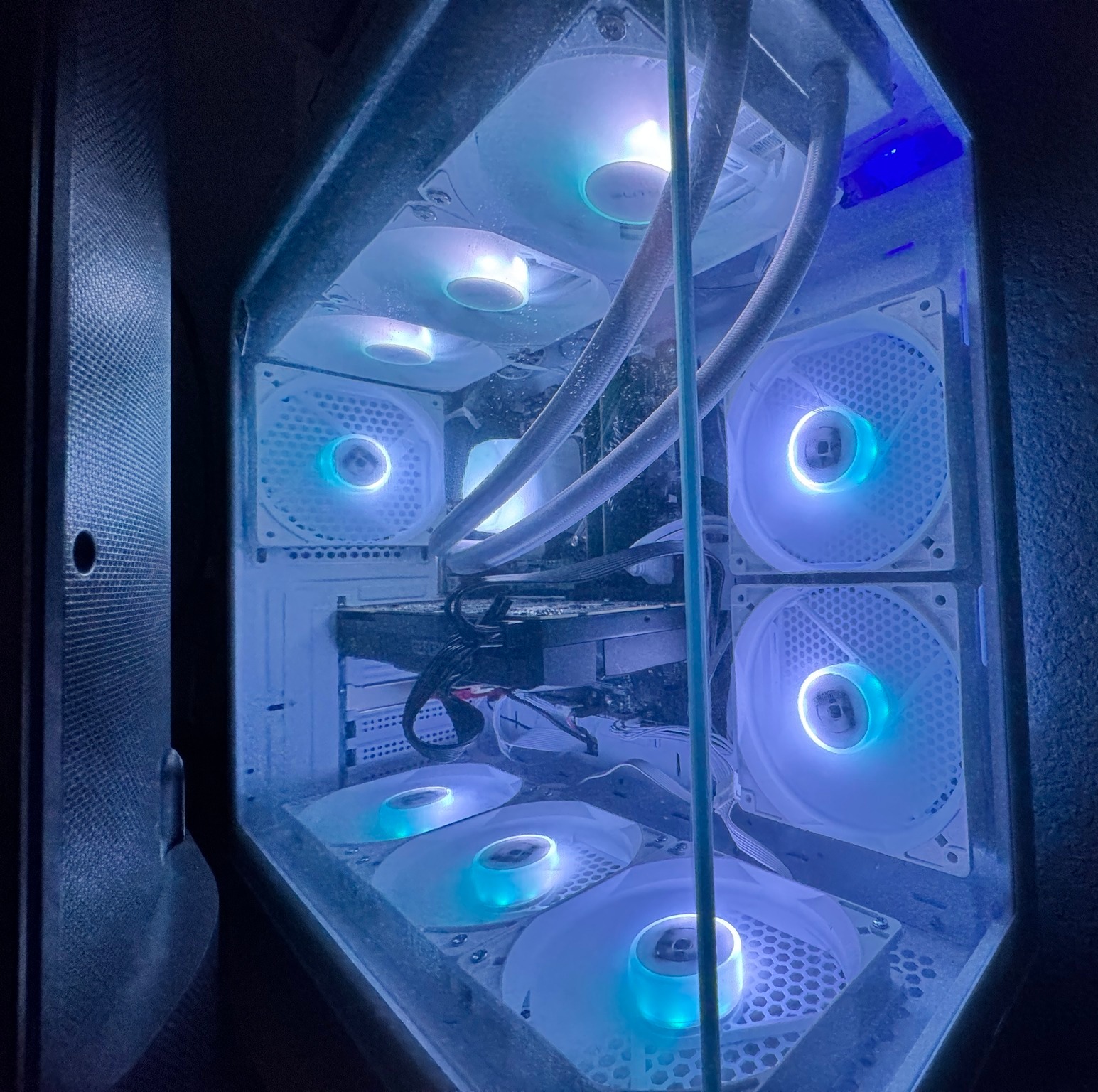 Overclocking i7-12700 non-k on b760 chipset?