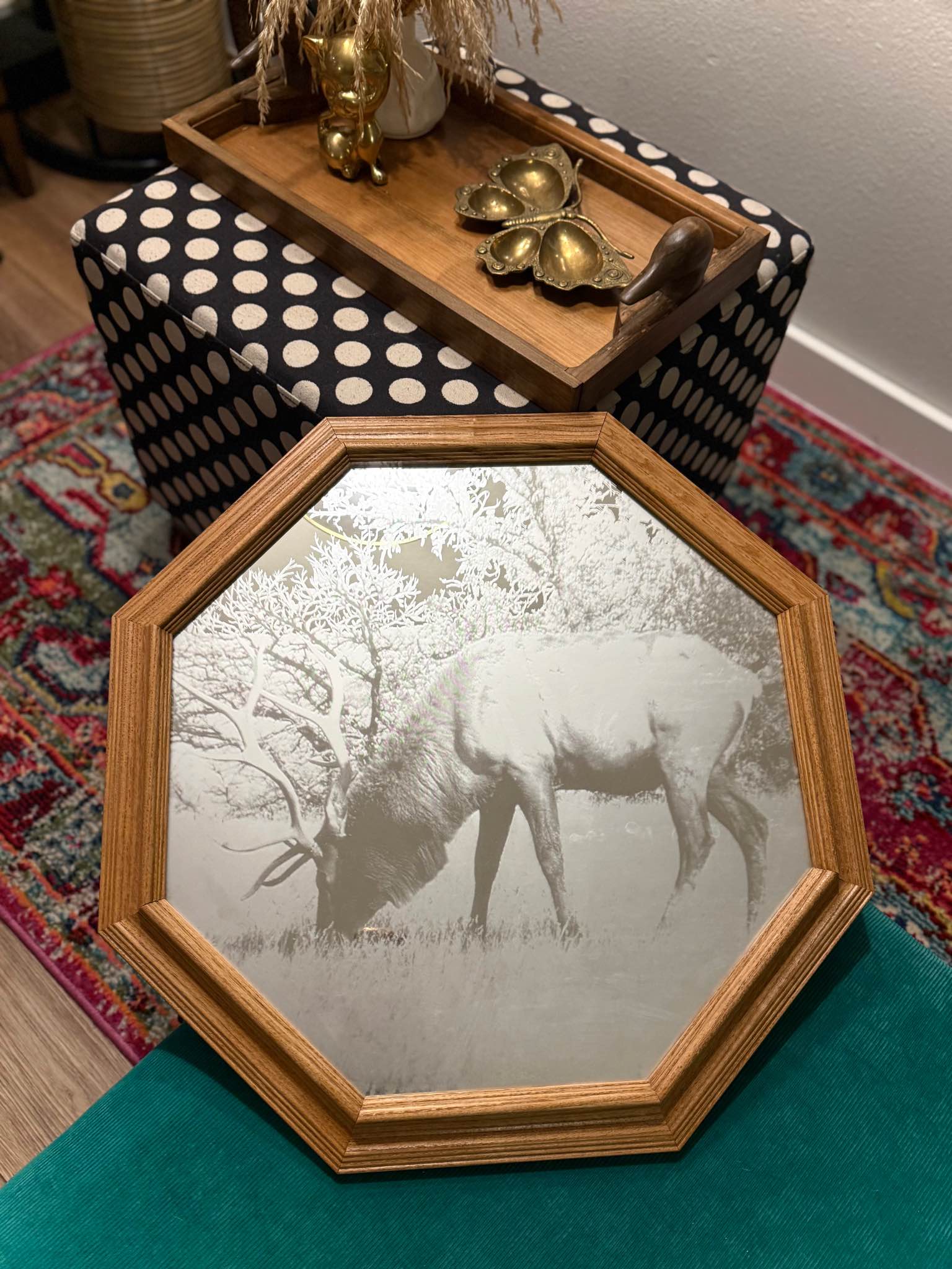 Such a cool statement piece with that classic 80s western/lodge