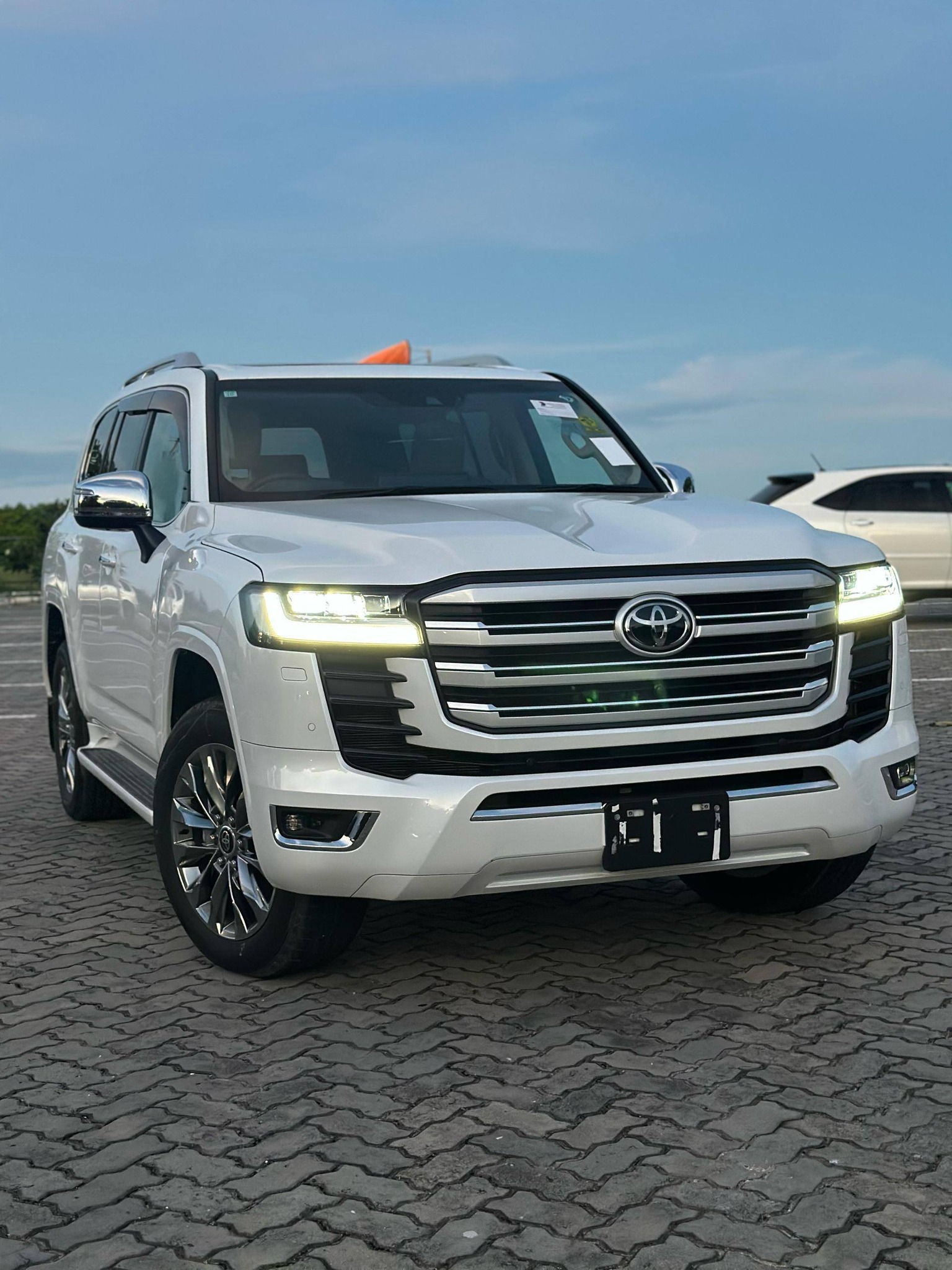 2023 TOYOTA LANDCRUISER ZX 3.3L DIESEL 🔥🔥🔥 Engine Size : 3,300