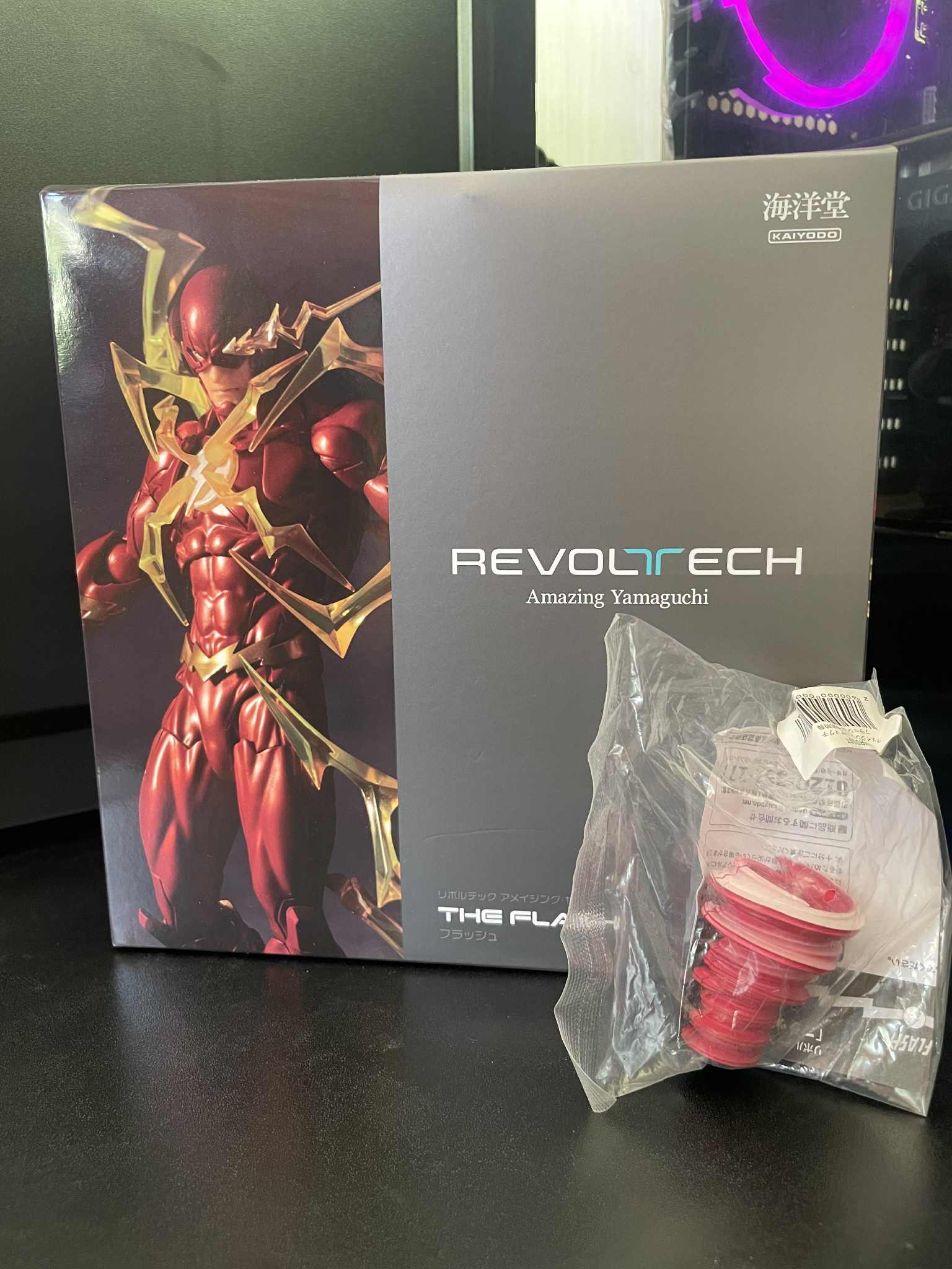 Flash Revoltech + Bonus (Open) - 330 REVOLTECH REVOLI ЕСΗ Amazing 