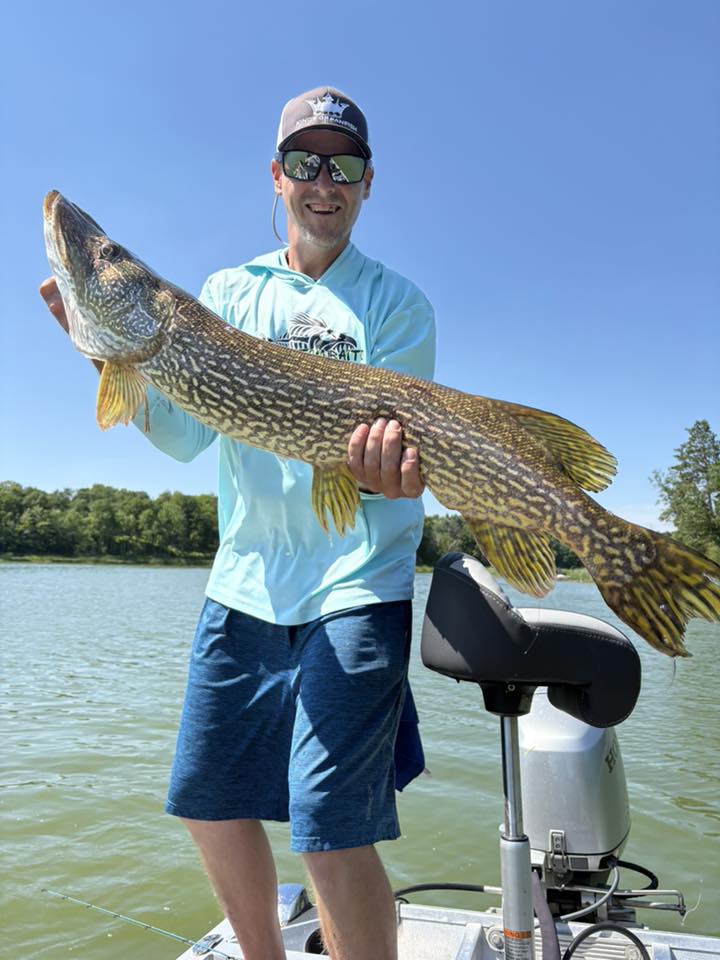 can you bring fishing lures in a carry-on SUPER BAJA LURE 6-Pack with Carry Case  Ballyhood A Plane Fishing Hooks Carry