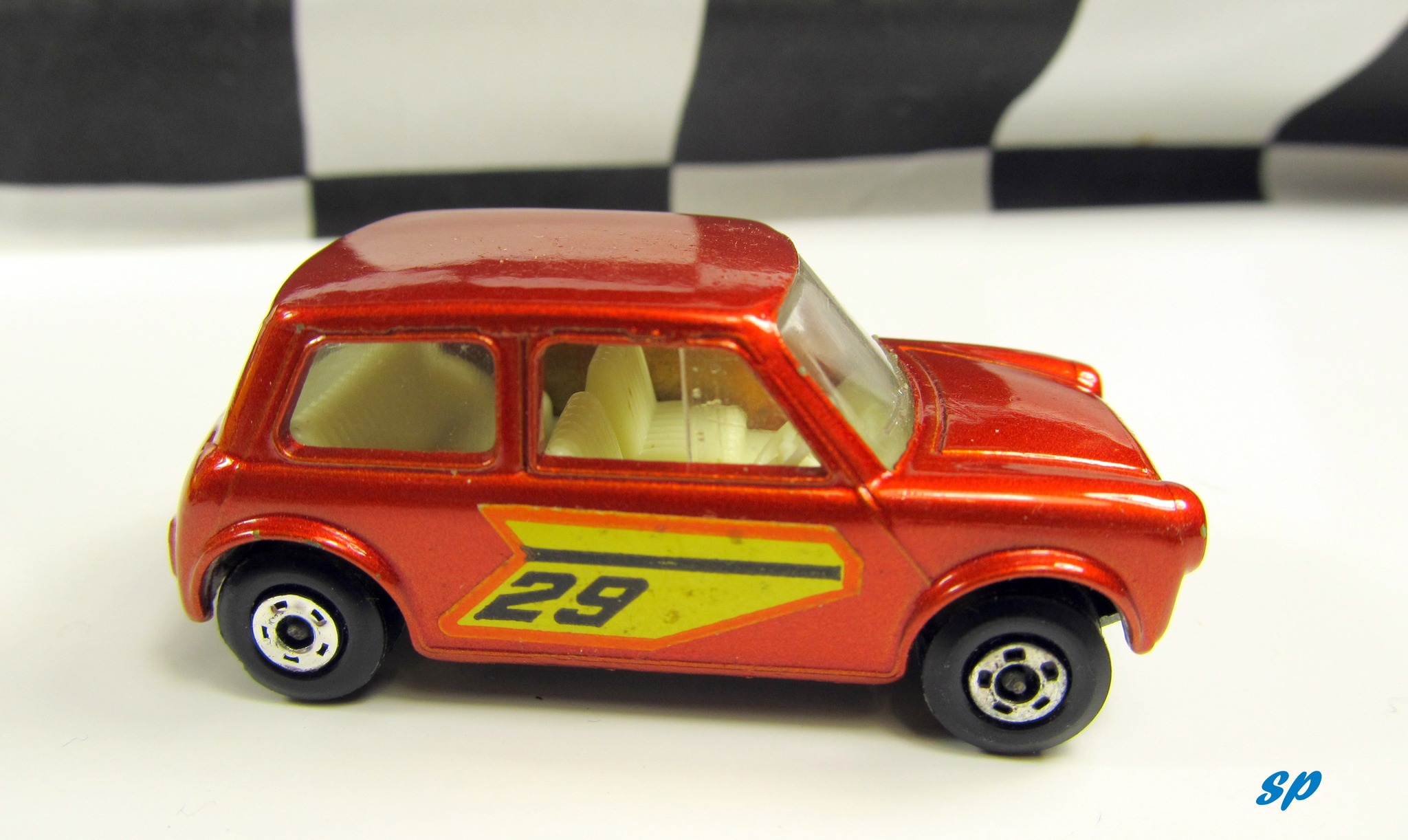 Matchbox Superfast No. 29 Racing Mini 29 sp