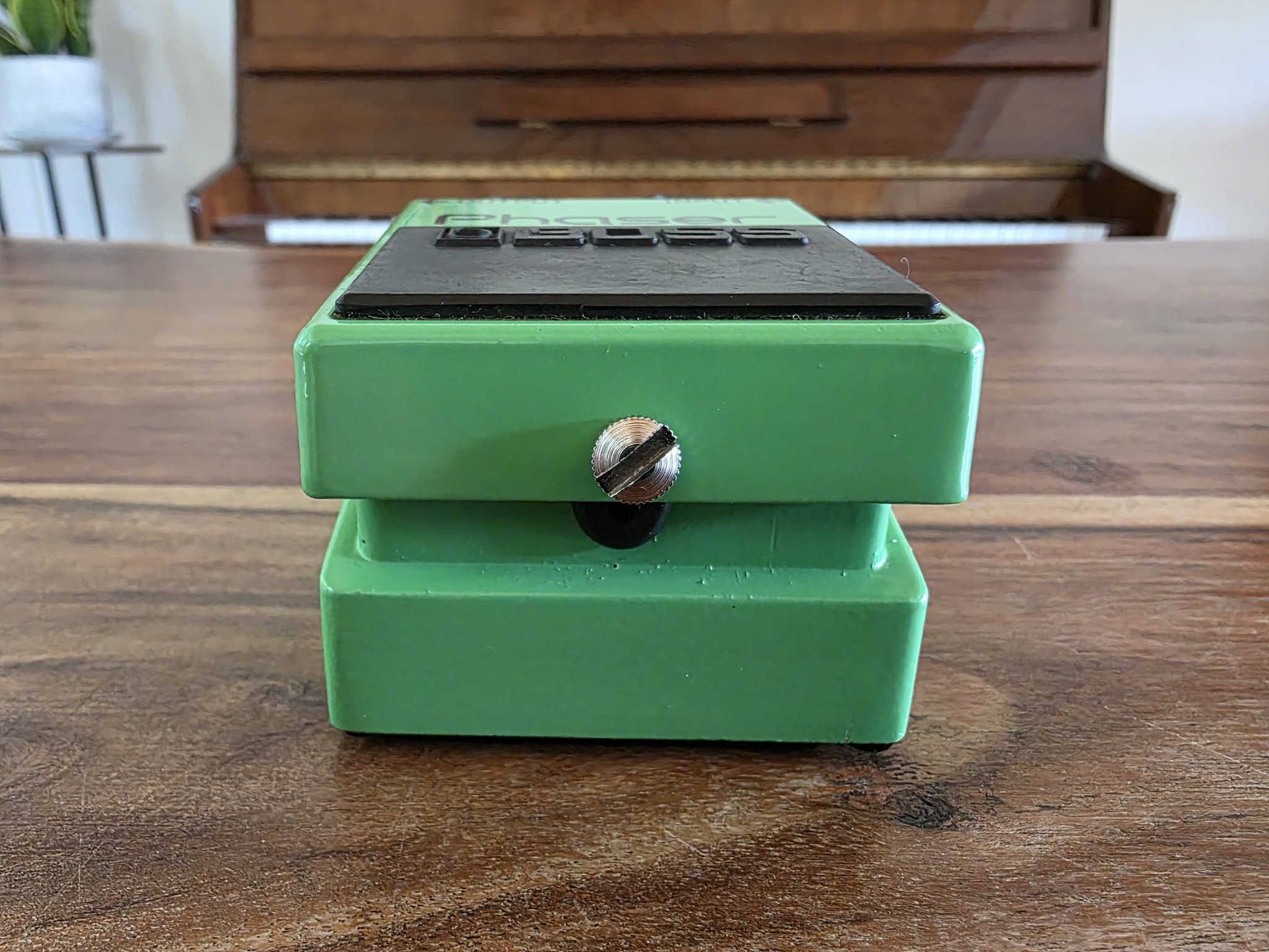 What is the value of a 1978 Ross Phaser pedal?