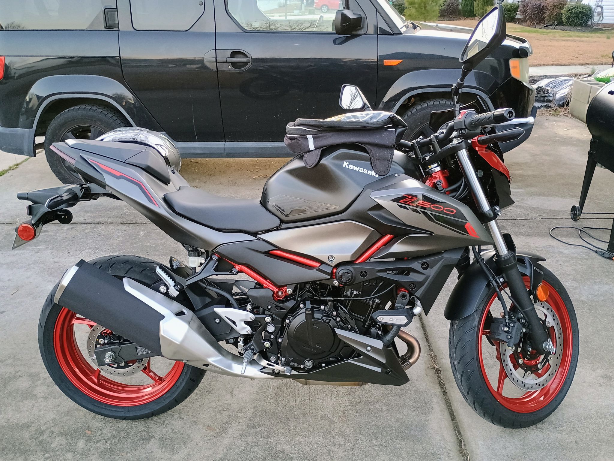 ジュニア 2025 Kawasaki Z500 SE motorcycle