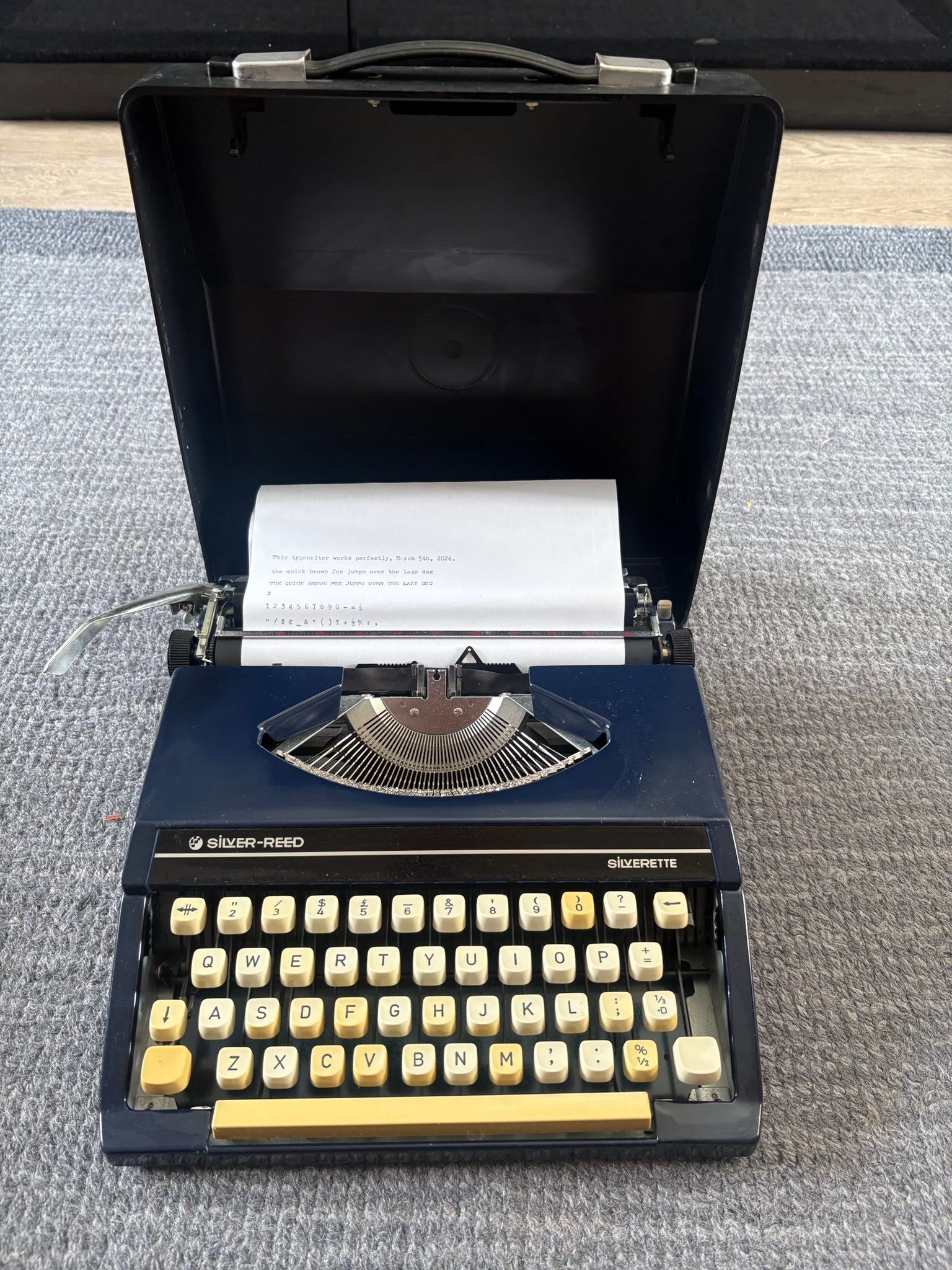Vintage typing writer 