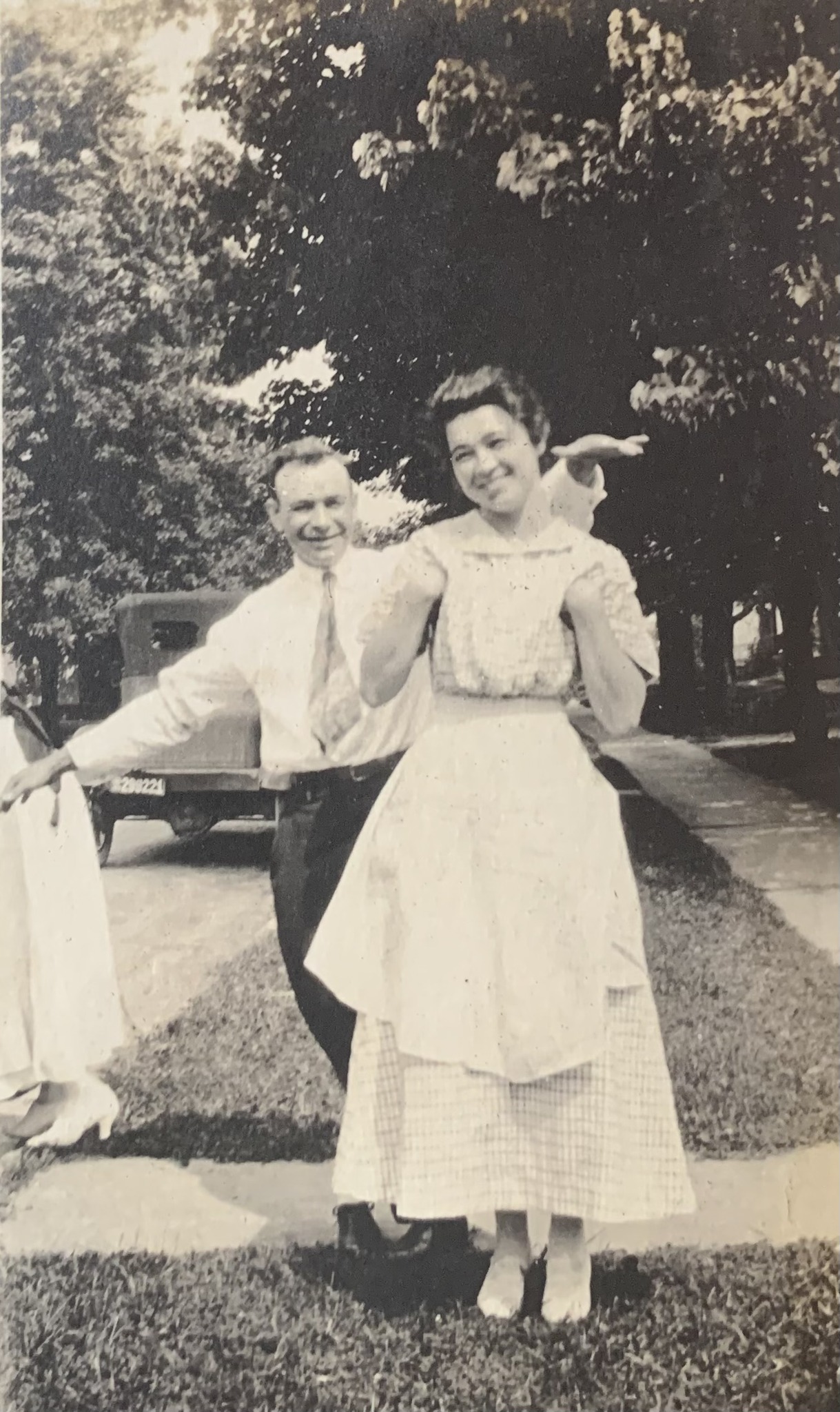 This photo of Minnie and Lydia Metzger was taken around 1924.