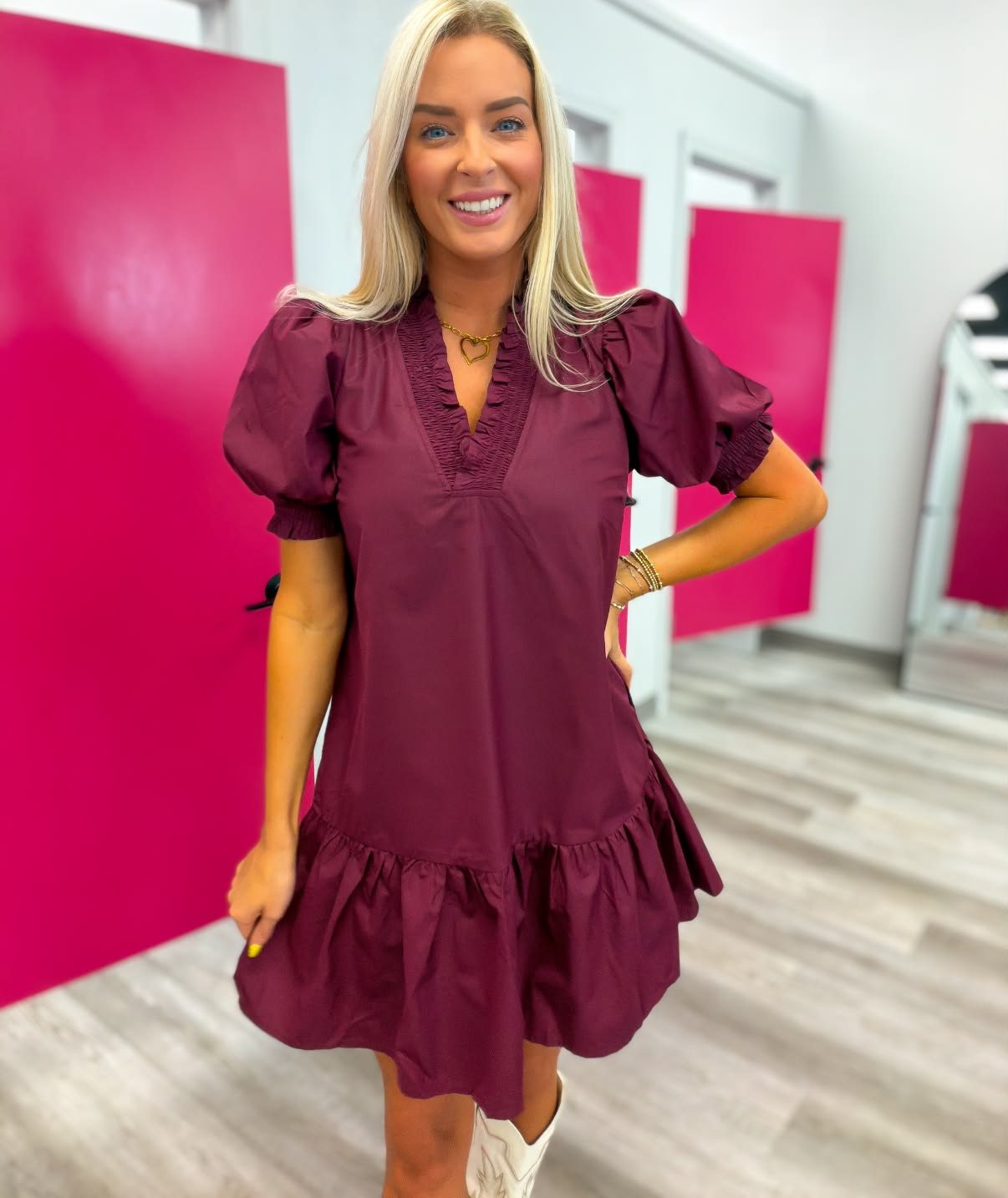 maroon cocktail dress with sleeves mini for fall long and floral pattern Women's Pleated Dresses Midi Rossie Burgundy long The hand Size:3XL(46)