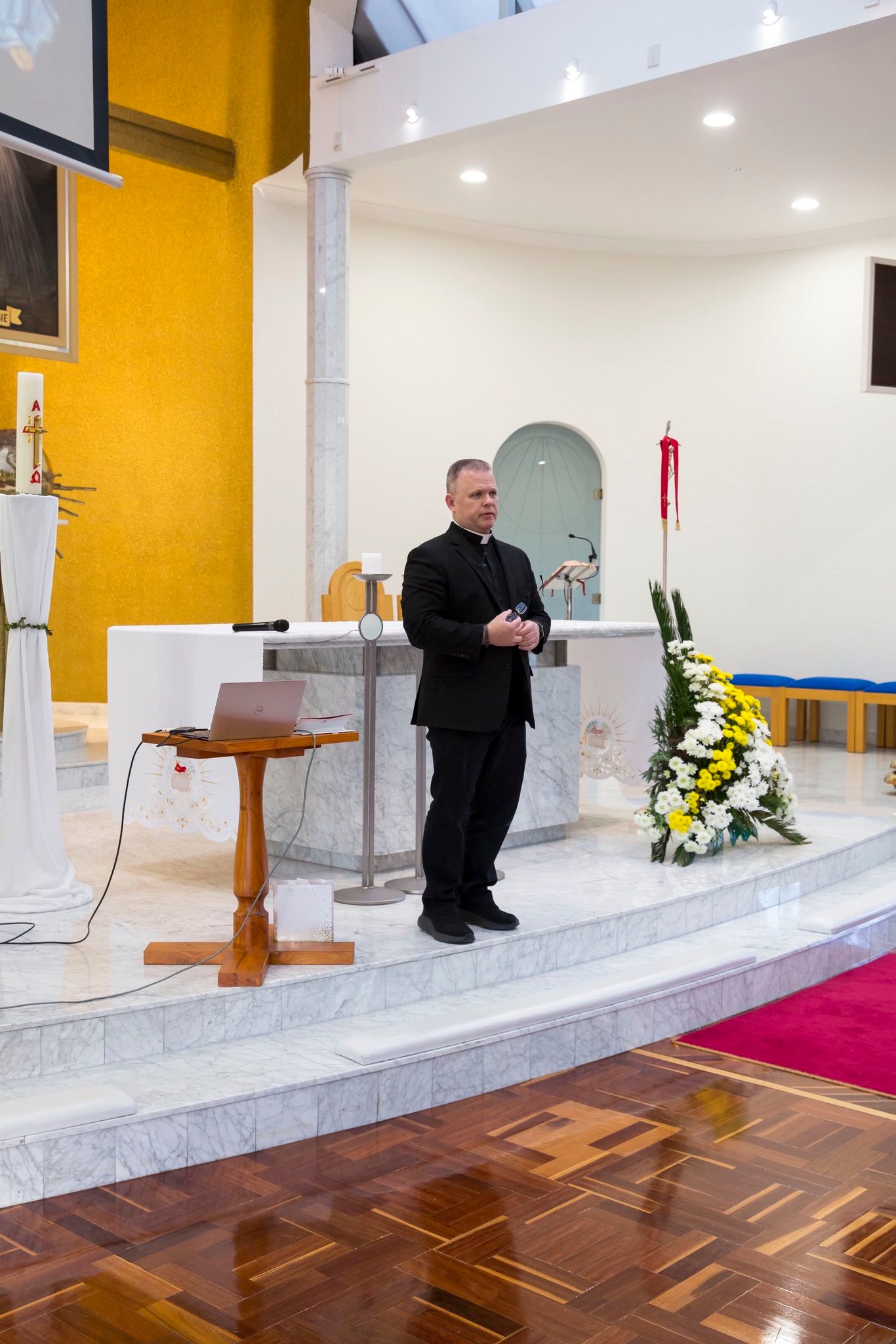 Divine Mercy Shrine... - Divine Mercy Shrine Keysborough