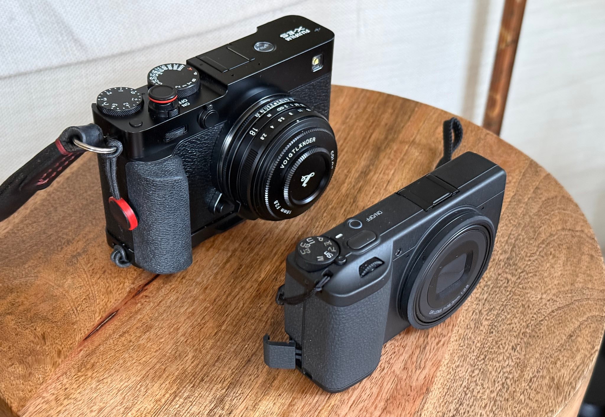 Ricoh gr4 monochrome camera size comparison