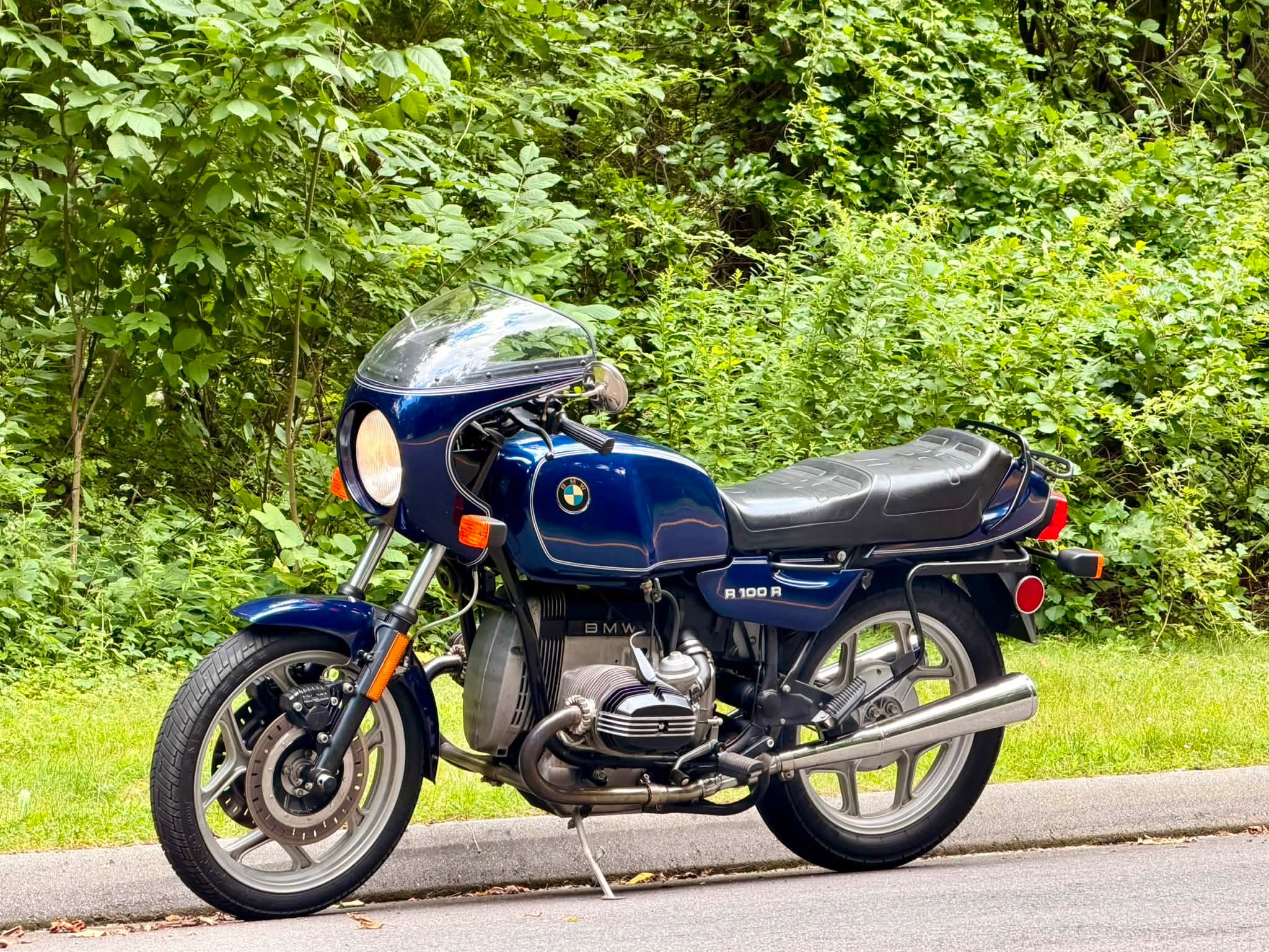 1988 BMW R100RT with OEM S bikini fairing and Progressive rear