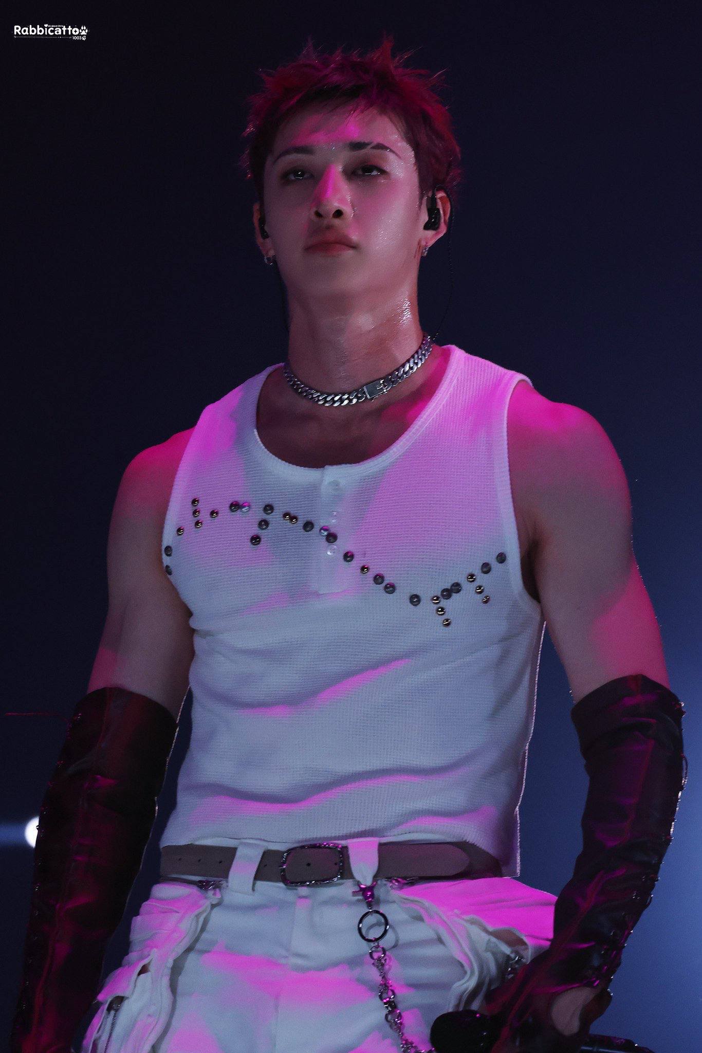 Bang Chan performs shirtless on STRAY KIDS' 