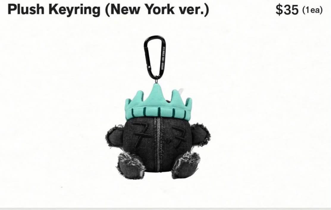 How to get the NYC Statue of Liberty Army Bomb plush keychain?