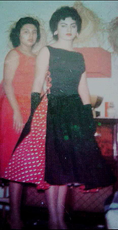 dress less lady Hello can anybody please make this photo blurry & even out the color for the young in the black dress, it has a red pleat on the side with white best SelLer