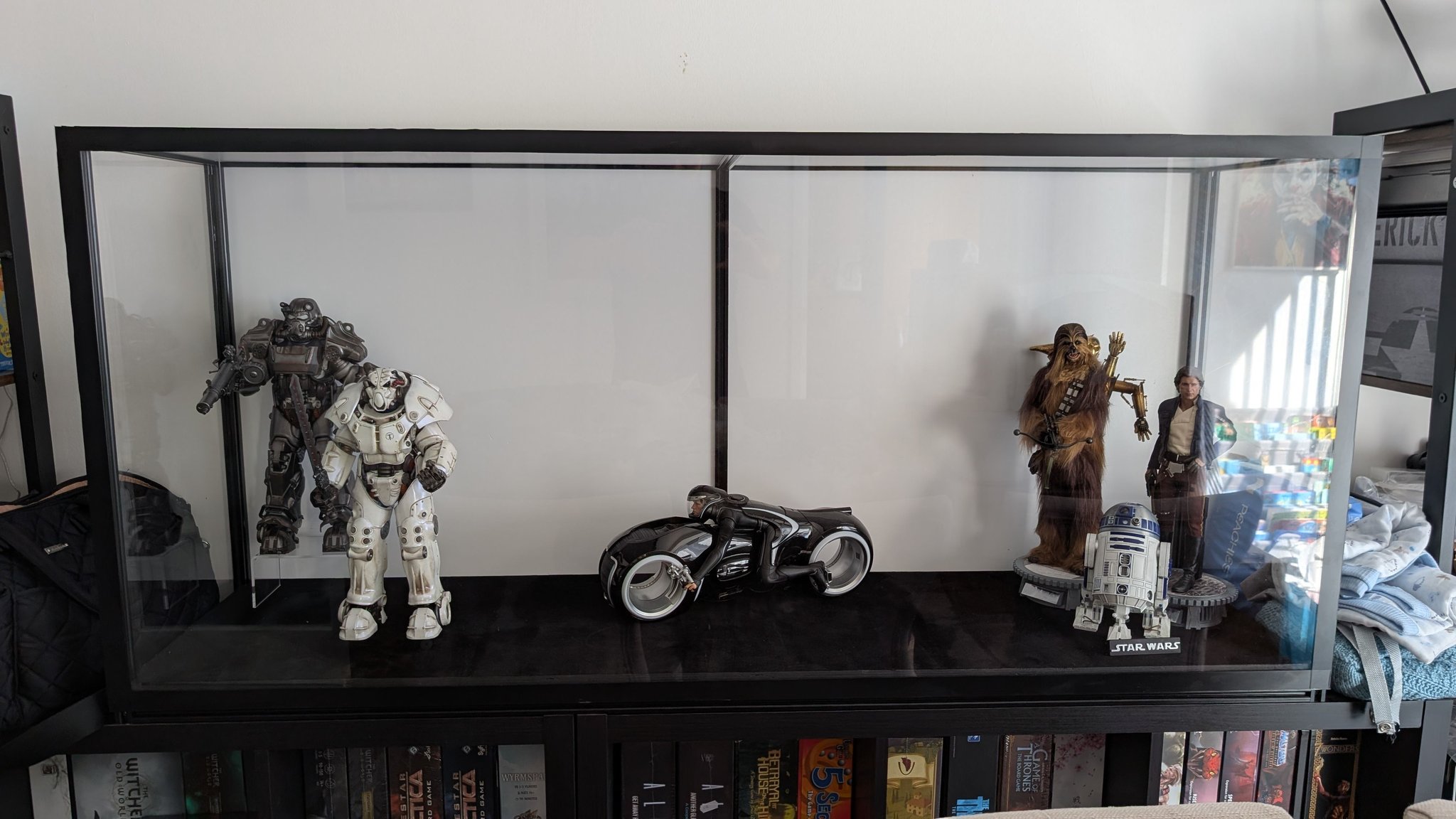 Custom Moducase style case for Power Armour figures