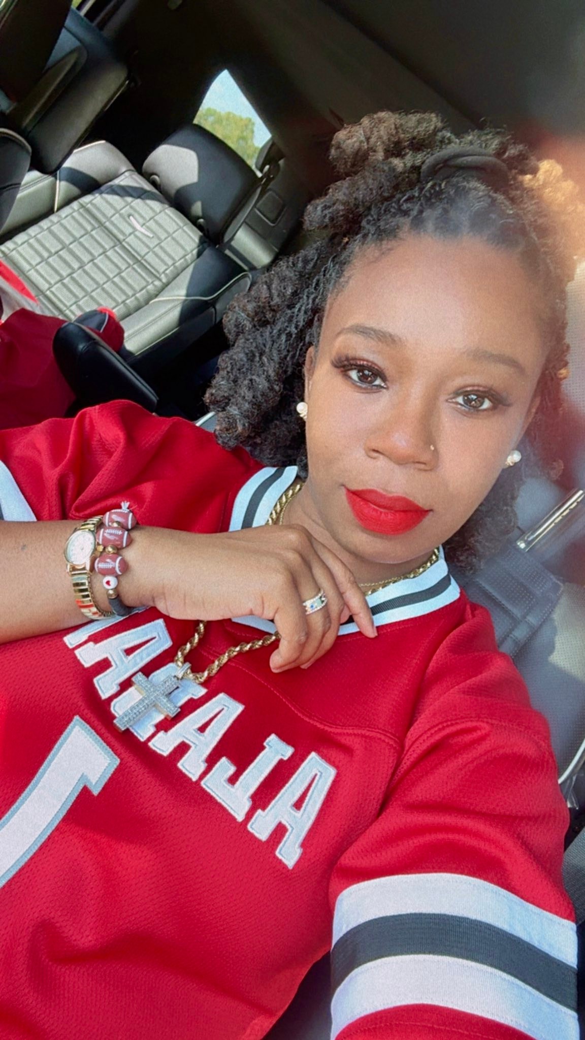 Love me a good college football... - Tenisha Houston-Martin | Facebook