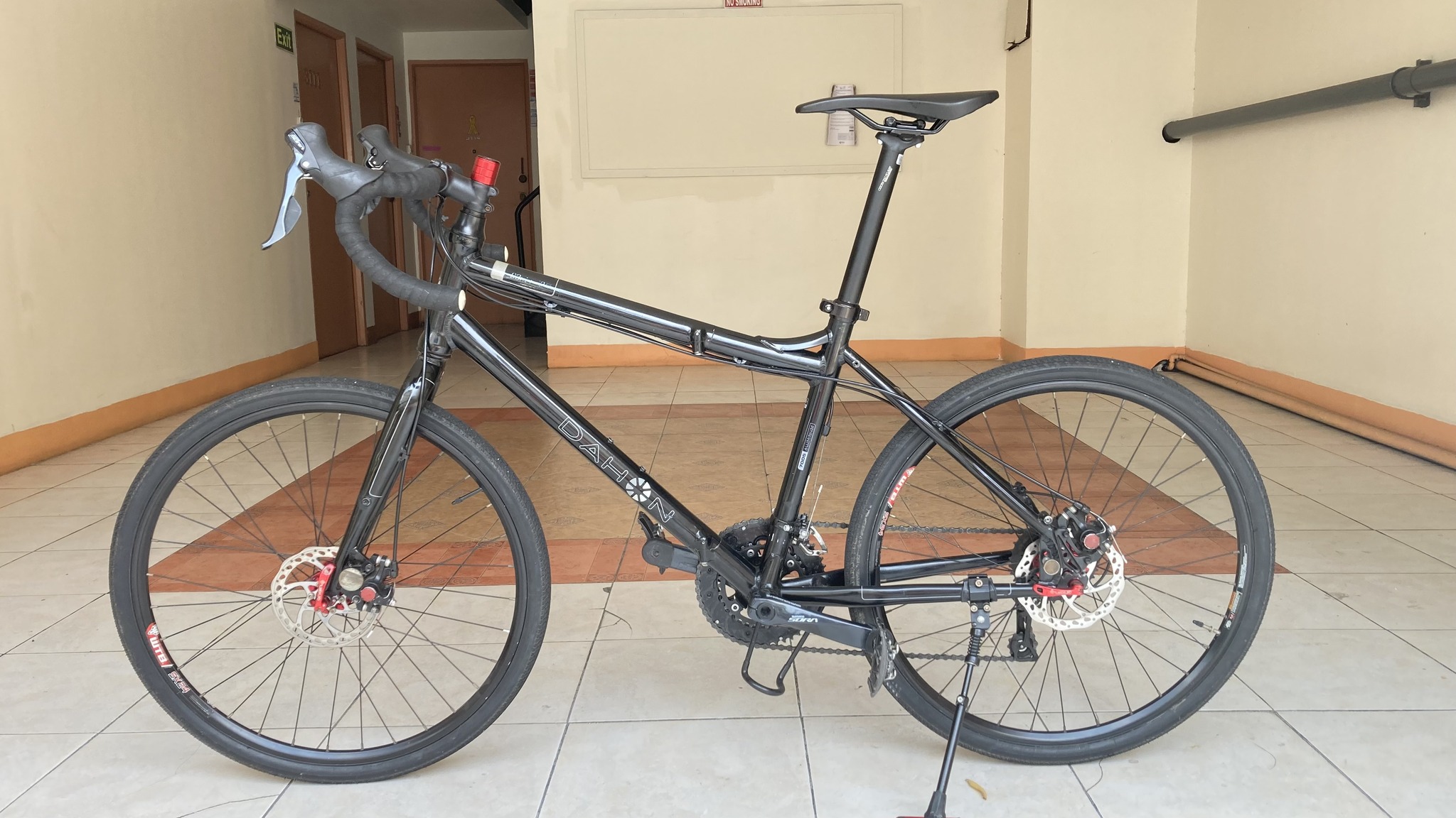 Dahon Dash P18 folding bike restoration and upgrade