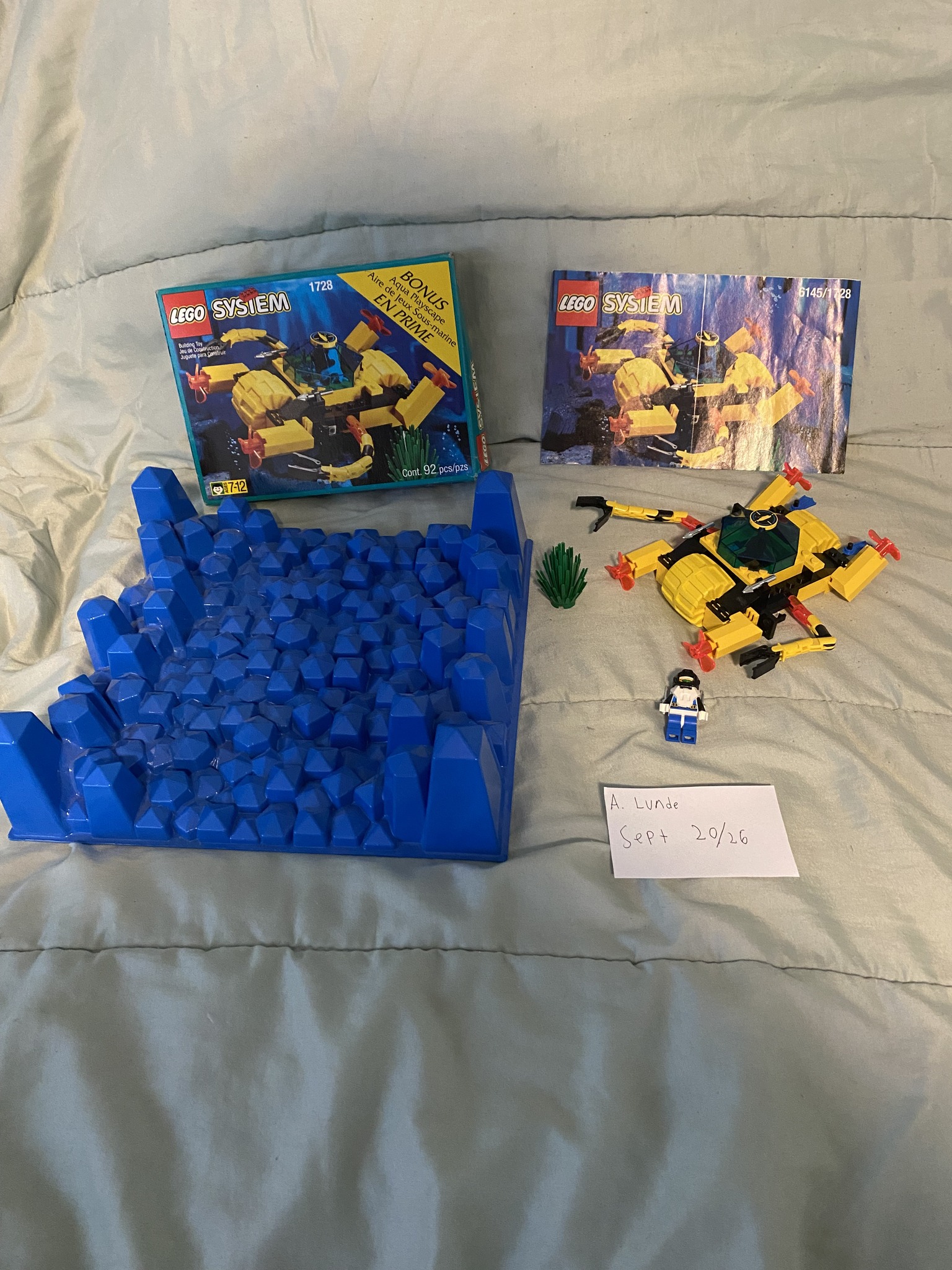 Lego Aquazone sets for sale including Crystal Crawler with 25x25