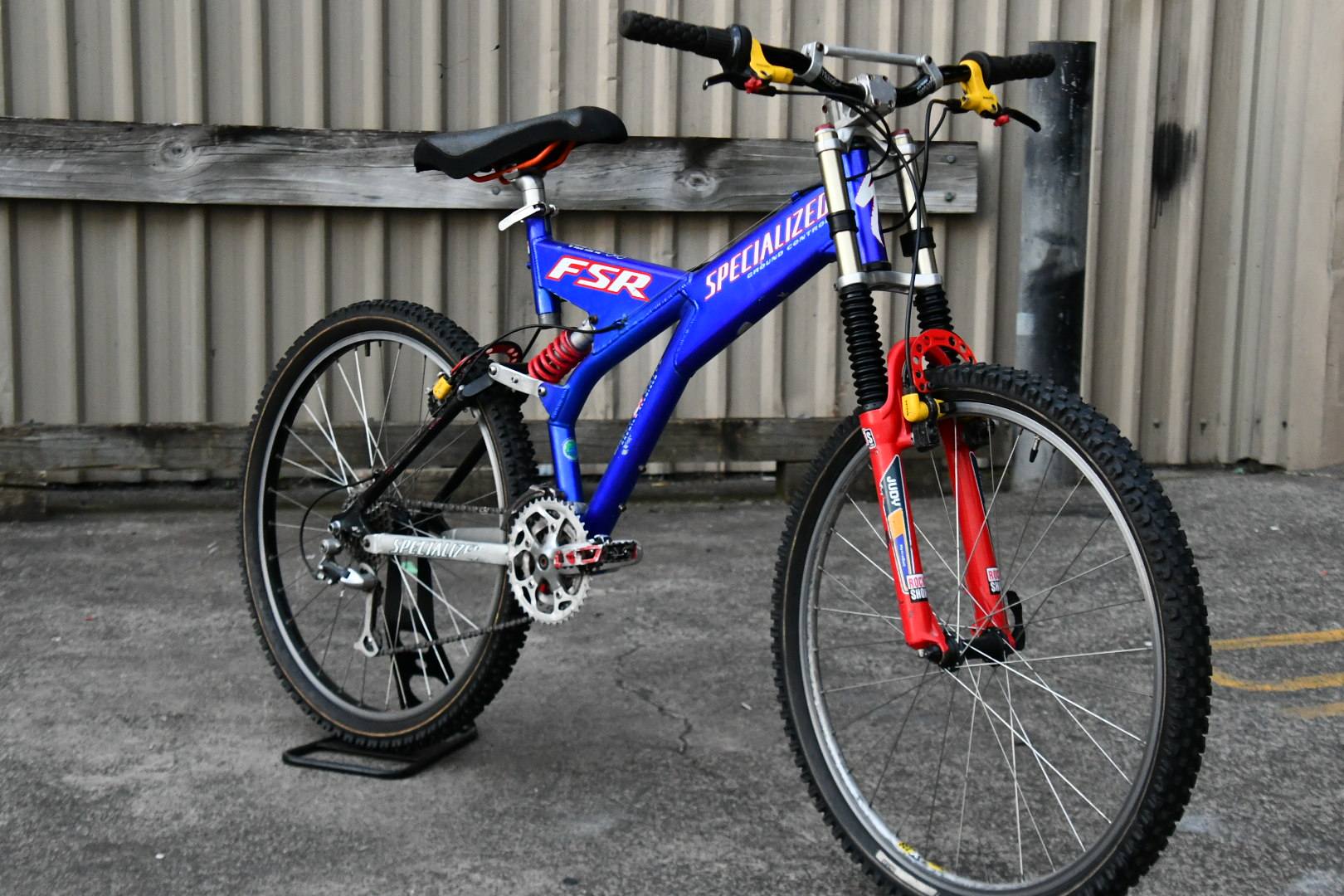 Restored 1998 Specialized FSR mountain bike with XT and Magura