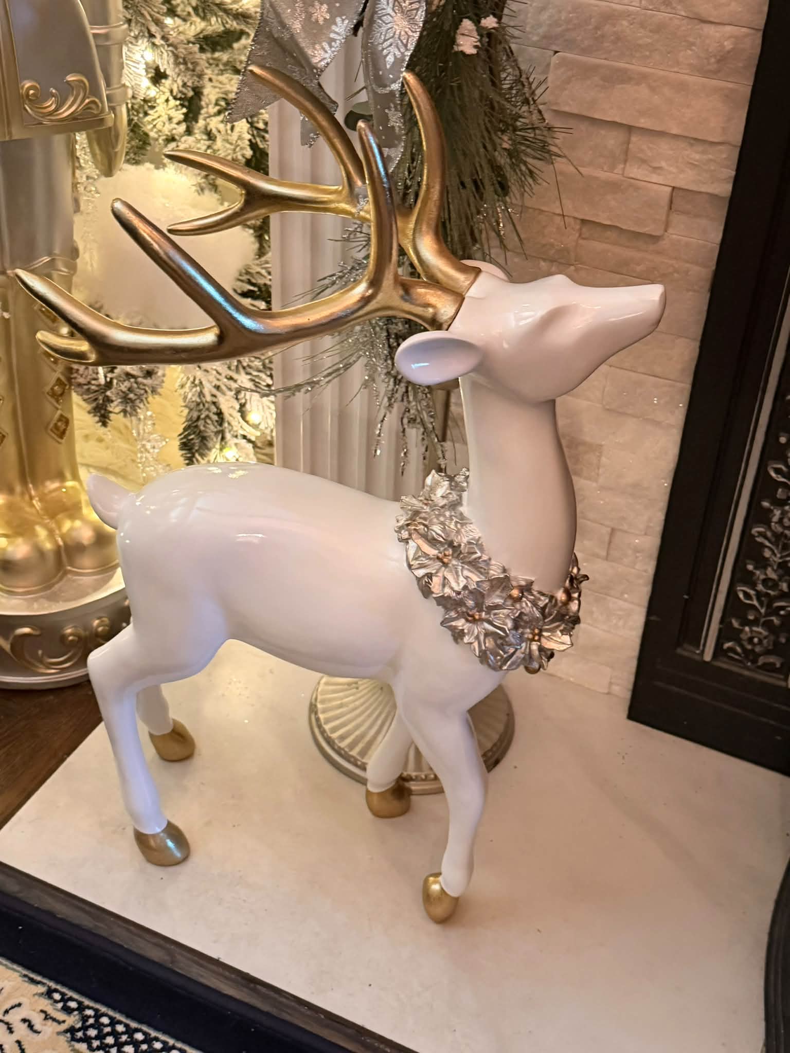 For those who know me, reindeer are one of my favorite things! ❤️